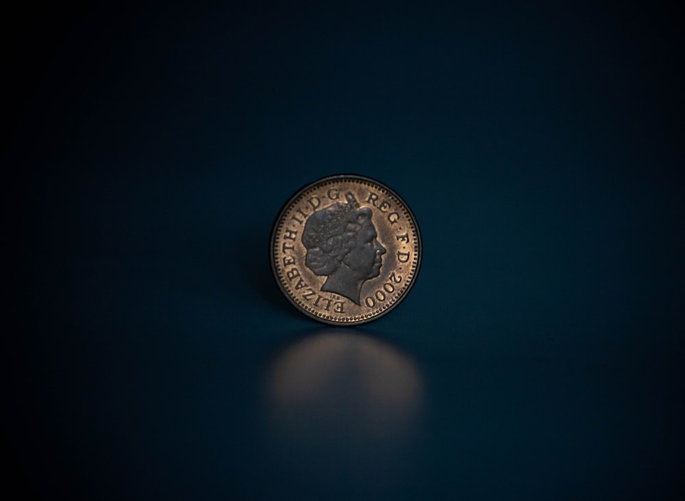 테이블에 동전의 클로즈업