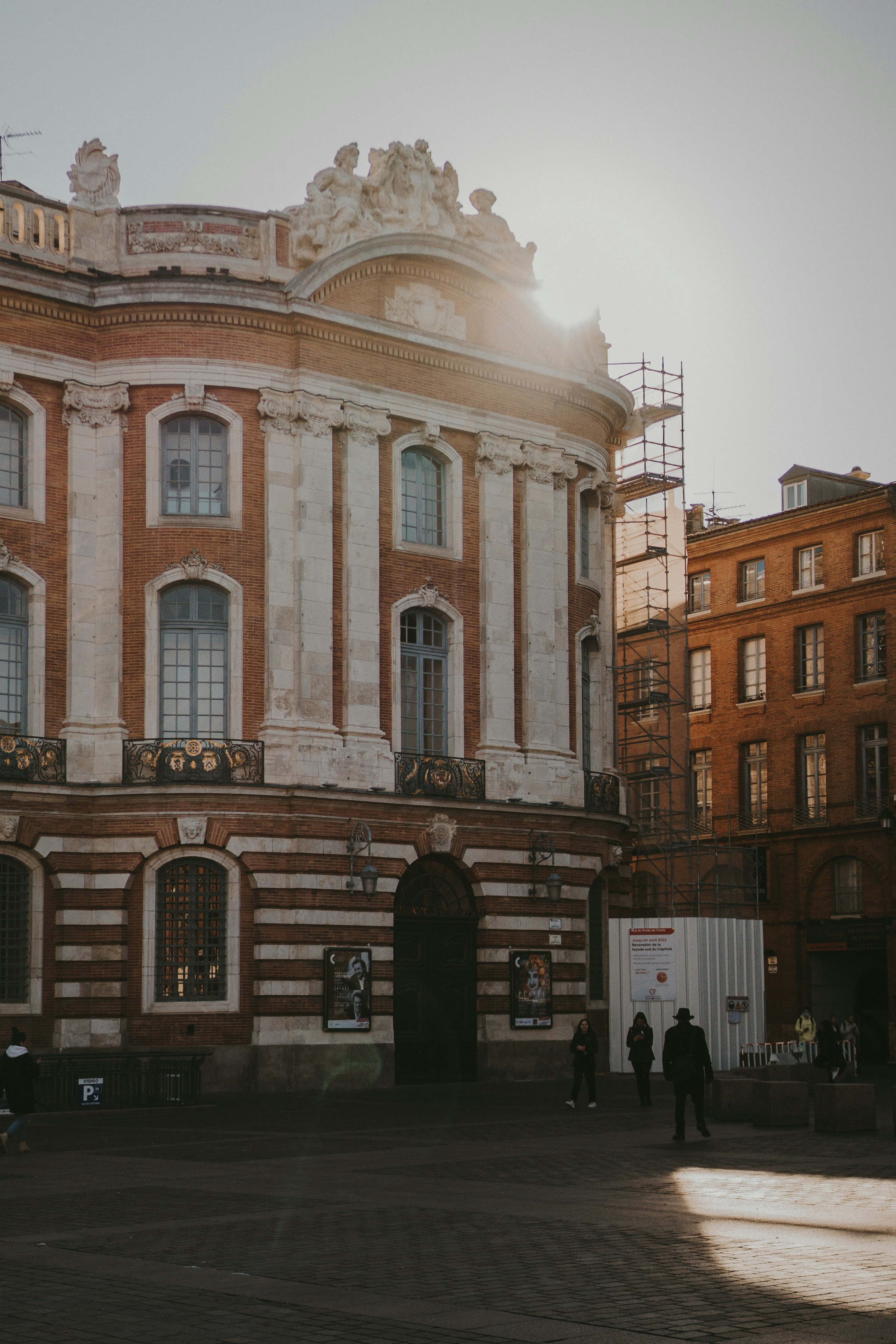 Choose from a curated selection of city wallpapers for your mobile and desktop screens. Always free on Unsplash.