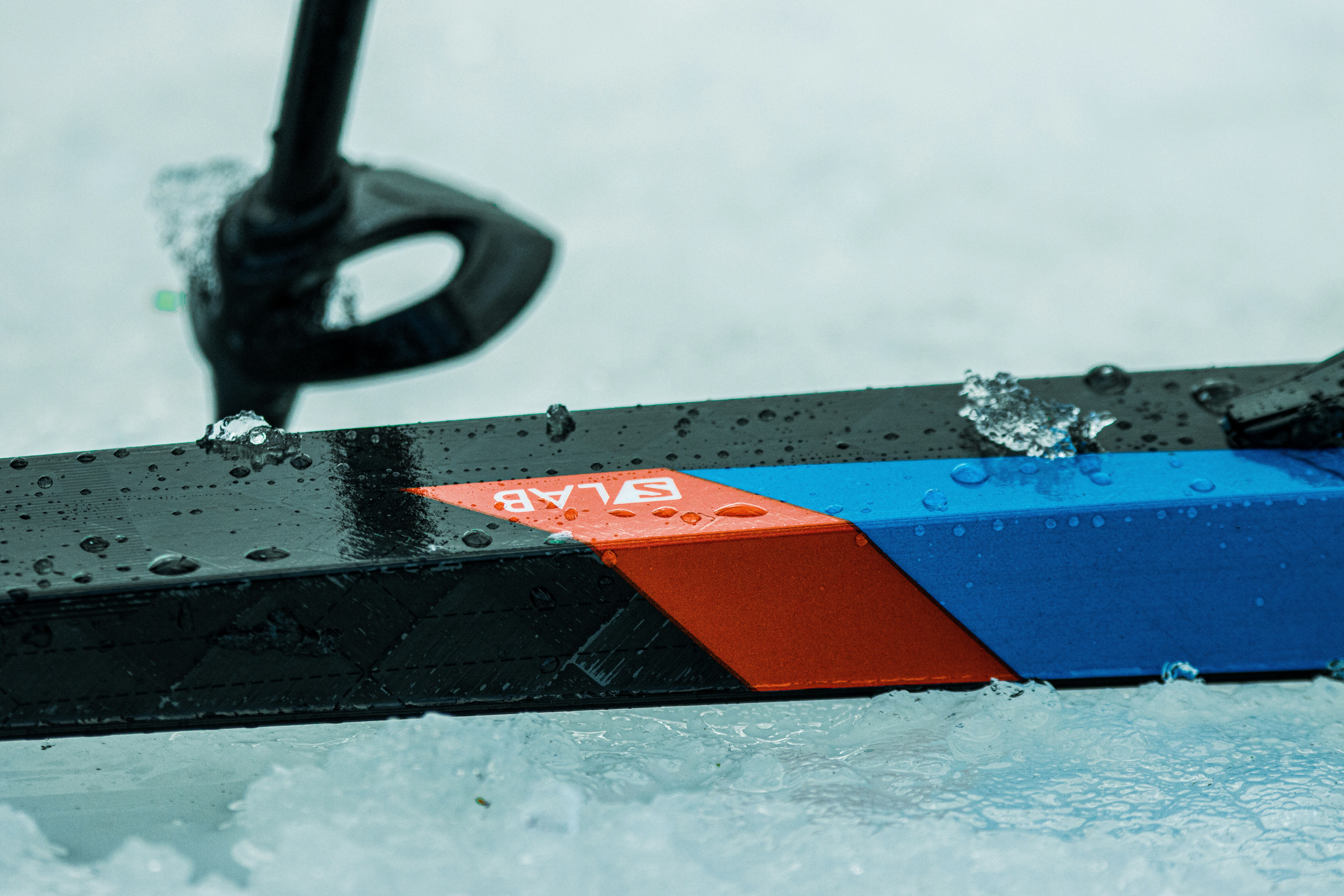 ヘアアイロンの電気代は？ストレート・カール用の消費電力比較関連画像