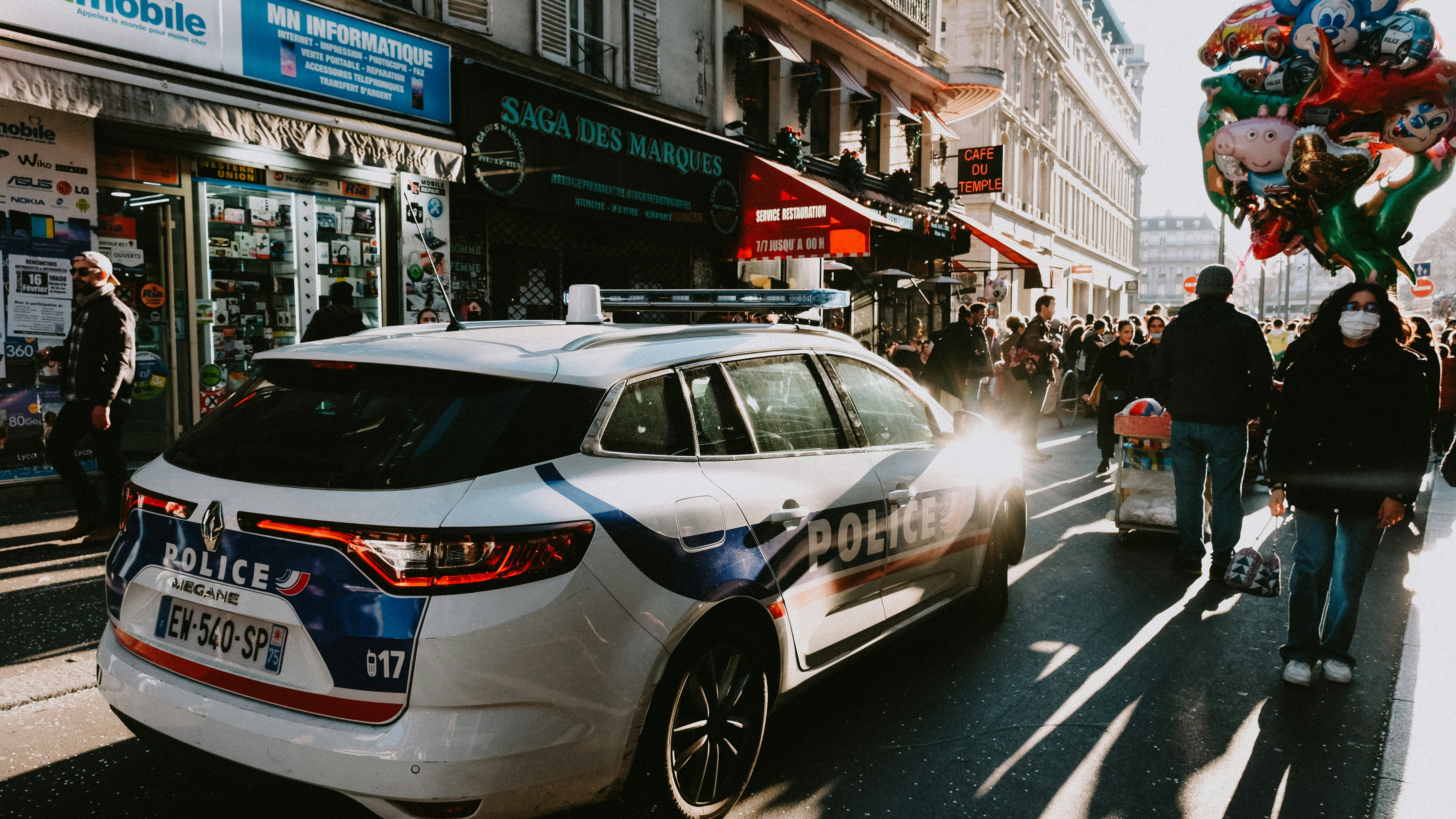 The Great Police Chase Crash: Why AI Struggles to Catch Bank Robbers