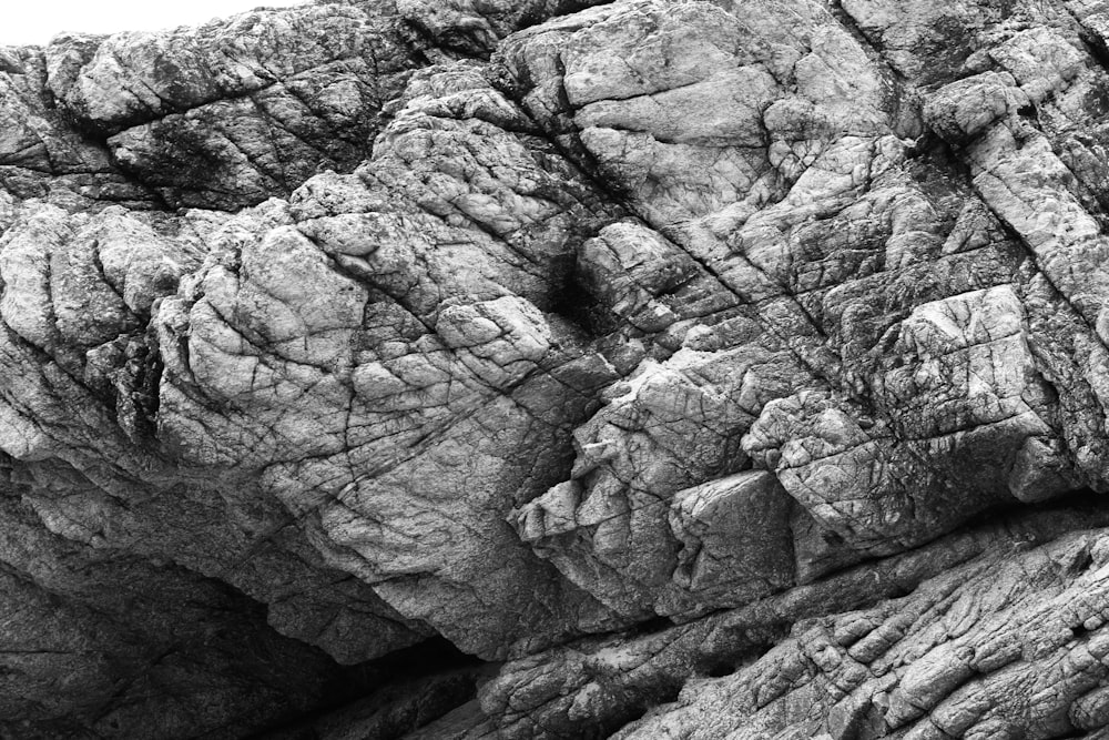 a black and white photo of some rocks