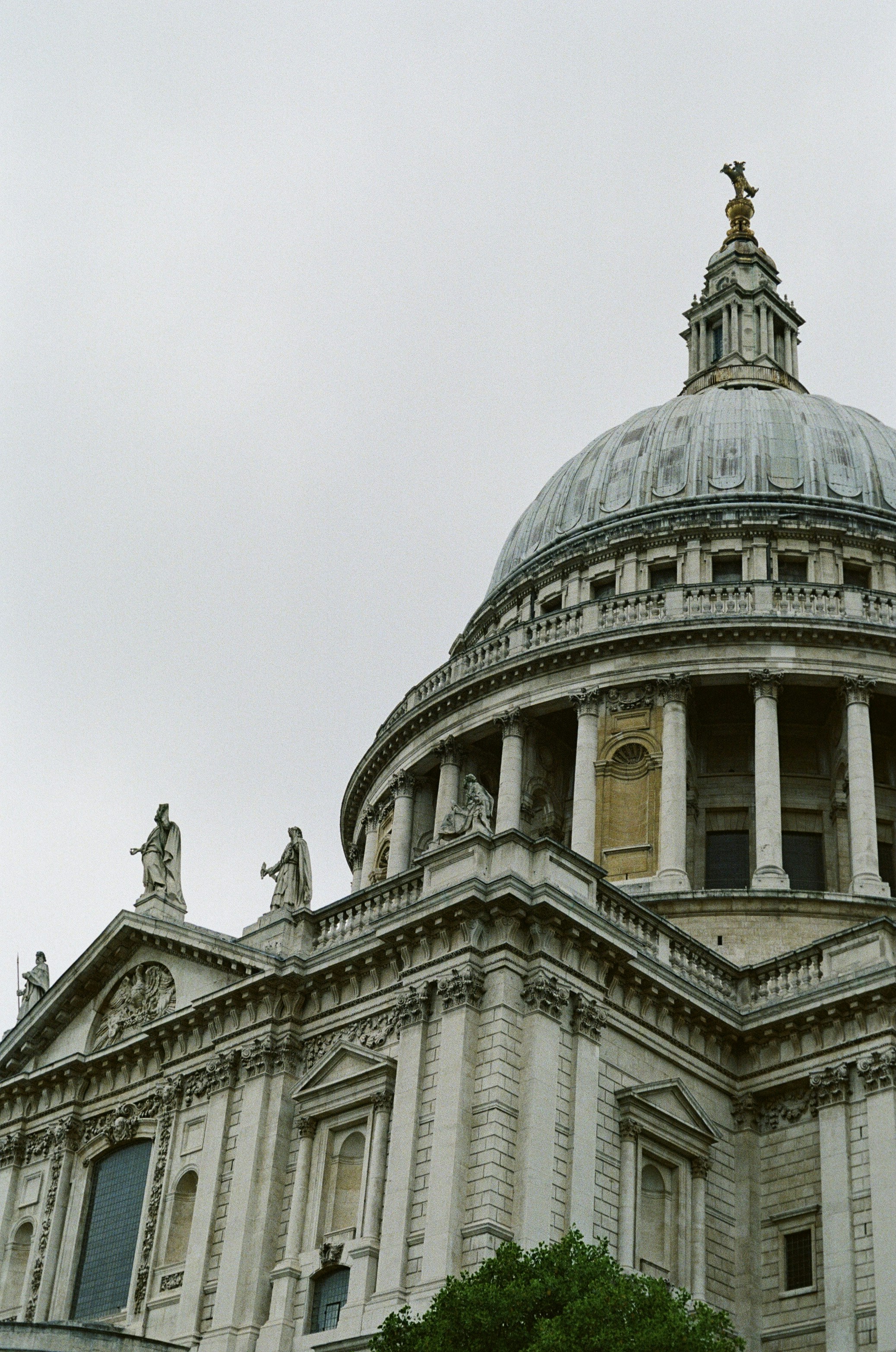 Photo by hannahcsmithcurio