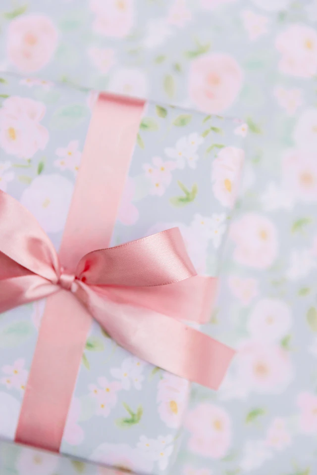 Pastel Announcement Boxes — Set of 10