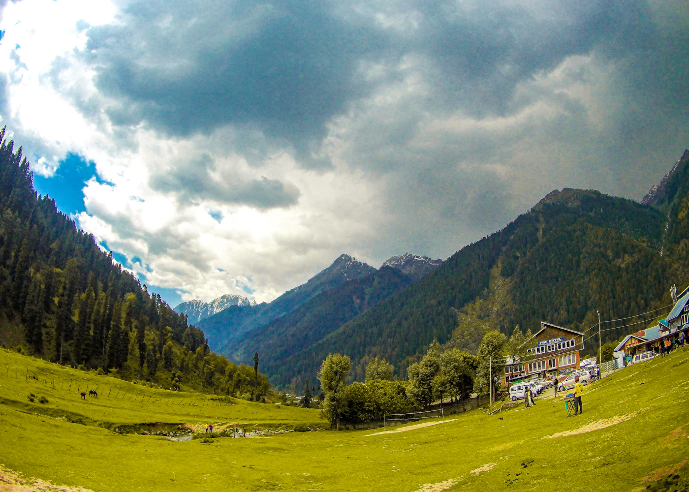 Kashmir Group Tour