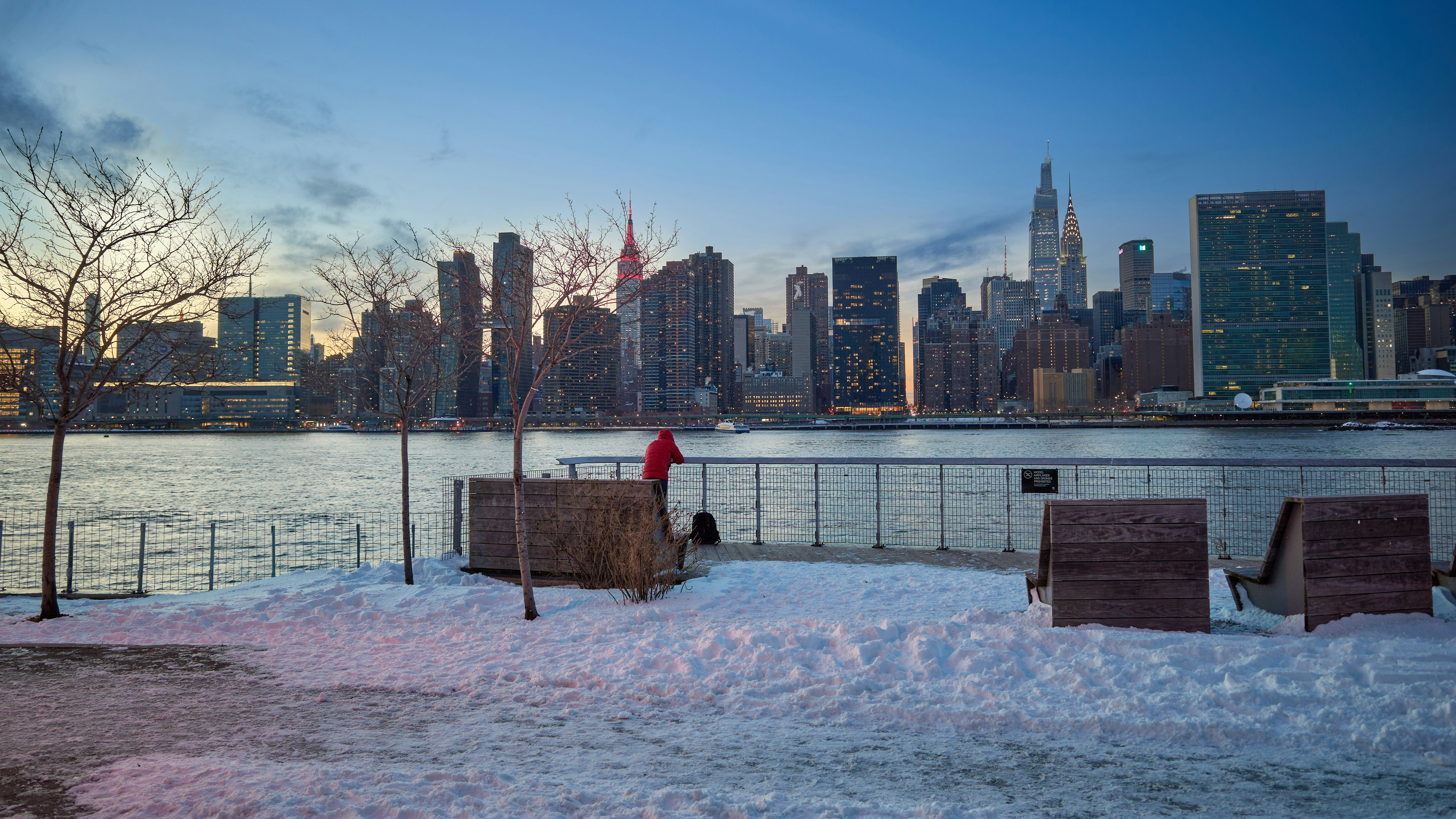 The Empire State Building with the red light on celebrating the Lunar New Year 🧧 & the NYC snow! January 30th, 2022 Location: Hunters Point South Park at the Long Island City, Queens, New York City, New York Shot on Ricoh GR III, Edited with Capture One Pro