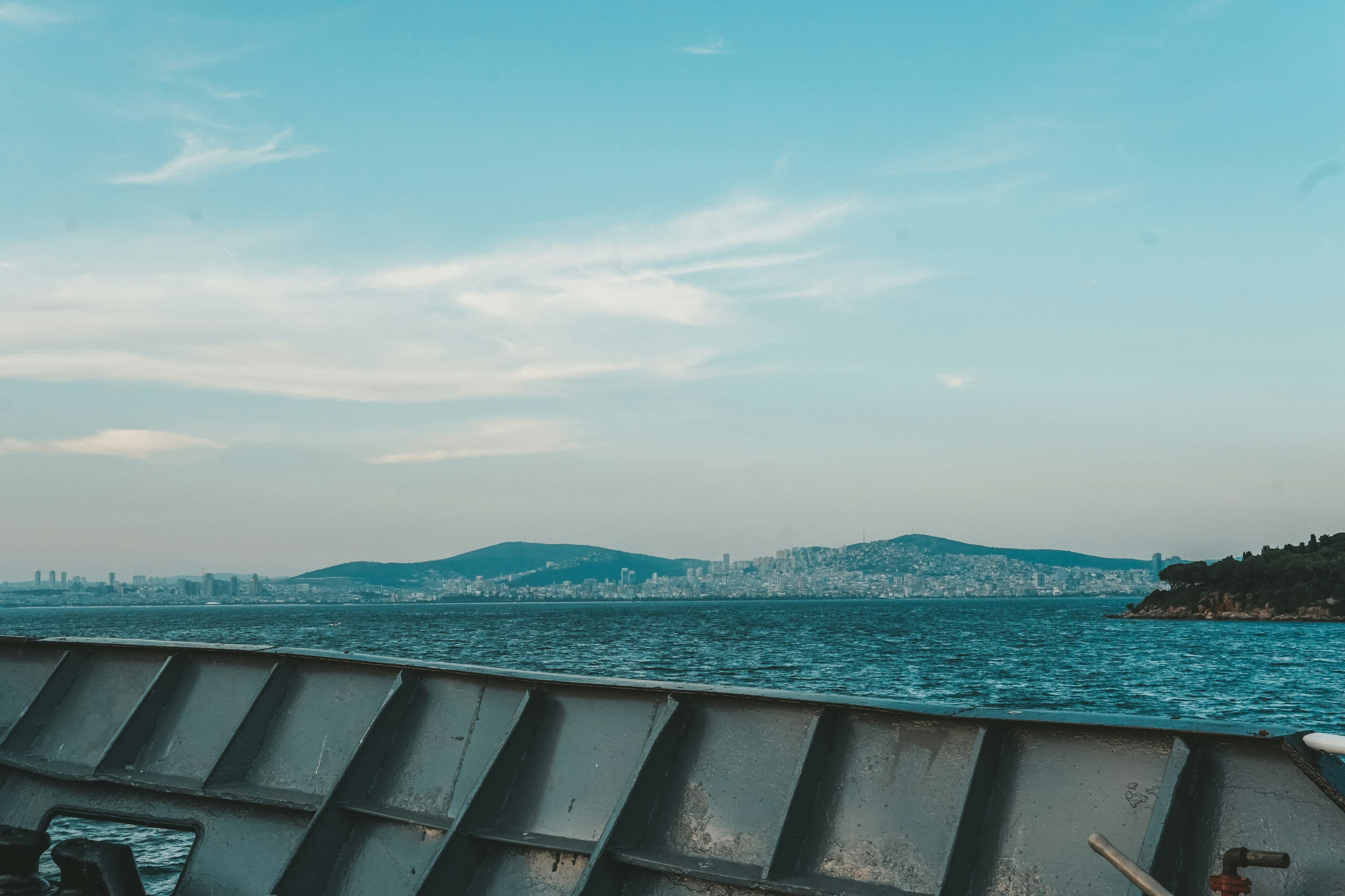 Photo by mertkahveci