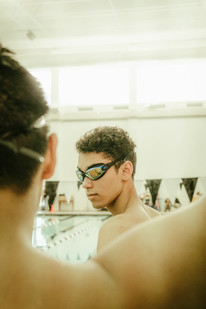 Speedo Vanquisher 2.0 Mirrored Anti-Fog Swim Goggles Smoke / Silver
