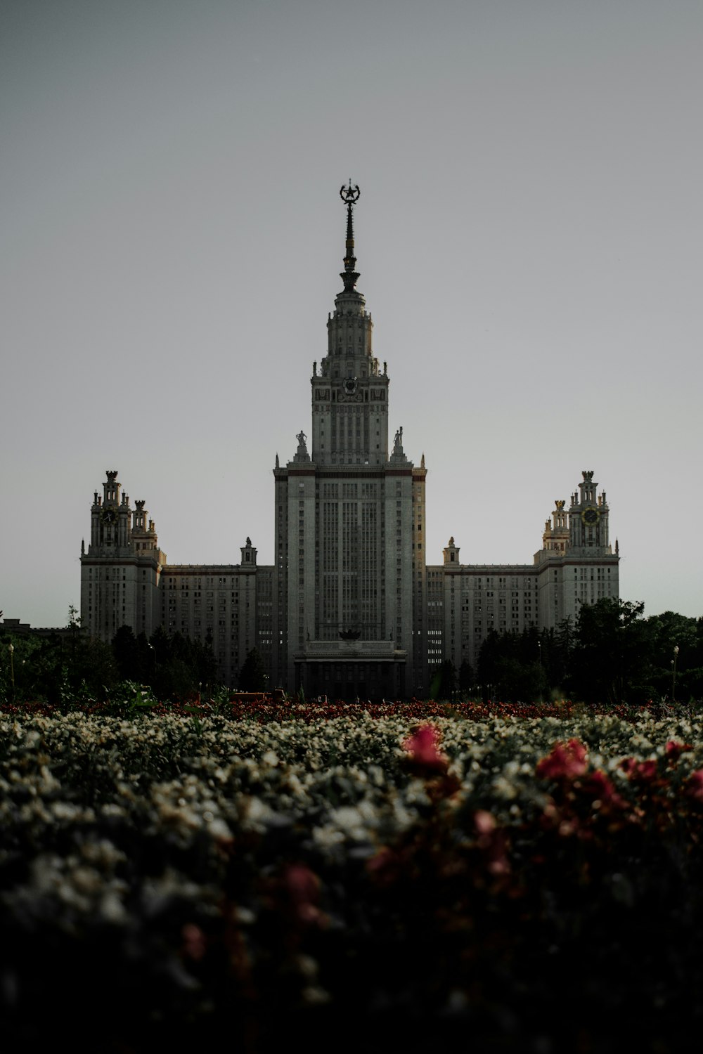 a large tower in a city