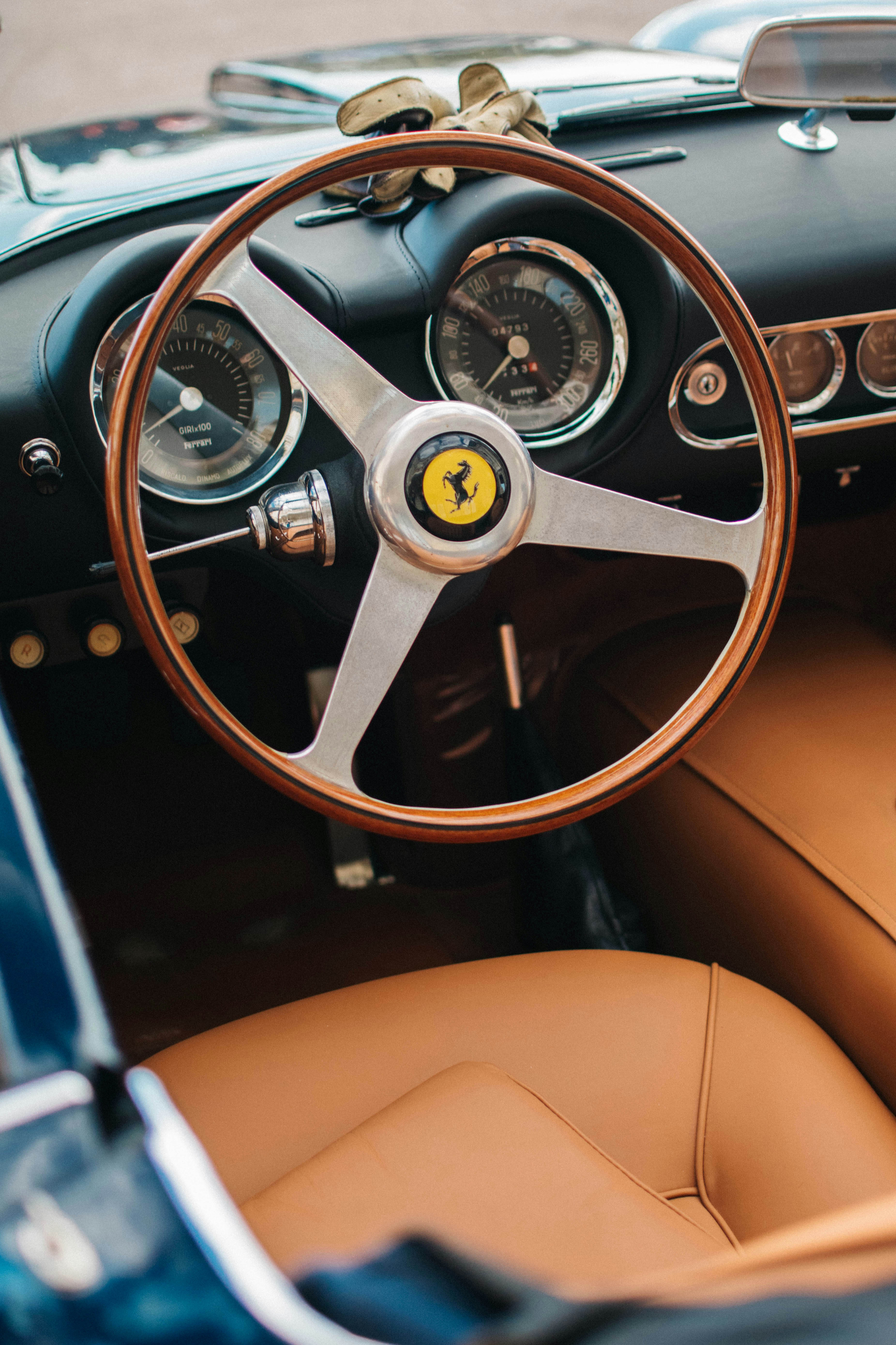 Ferrari 250 GT SWB California interior