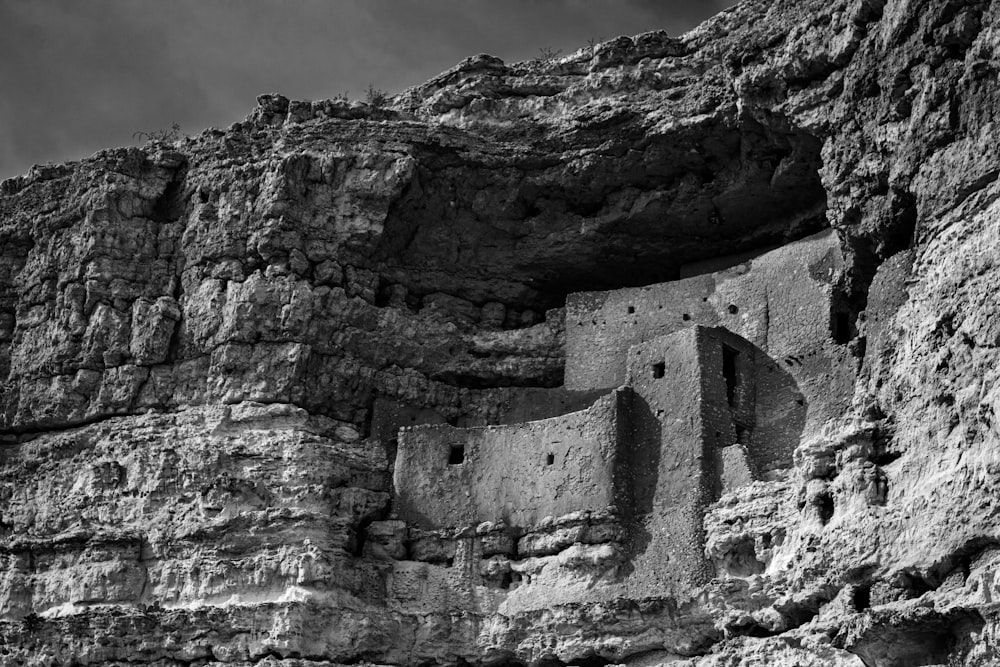 a black and white photo of a cliff