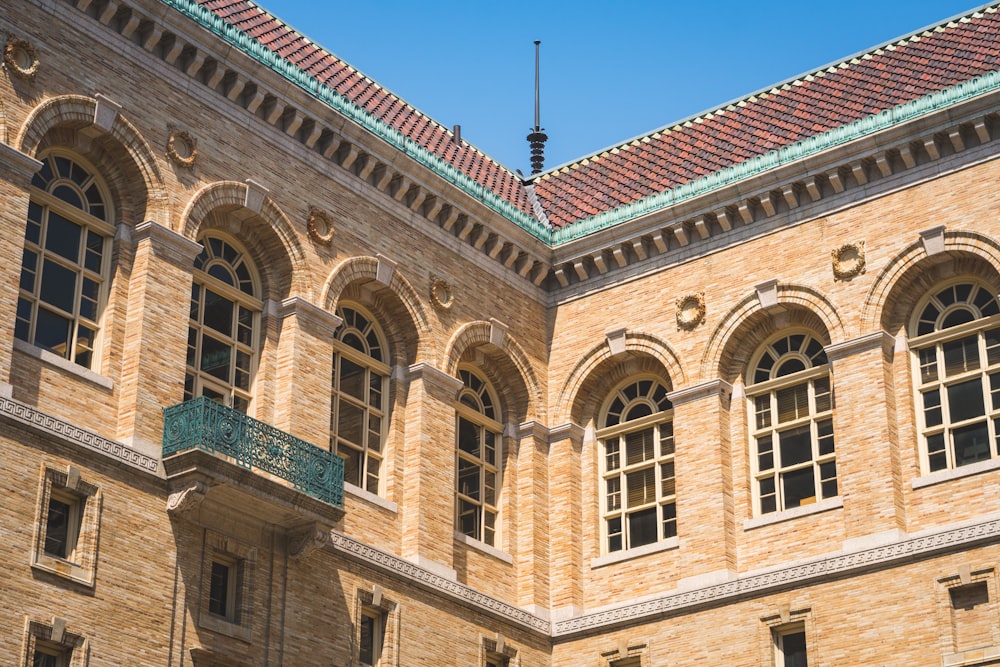 a large building with a clock on the front of it