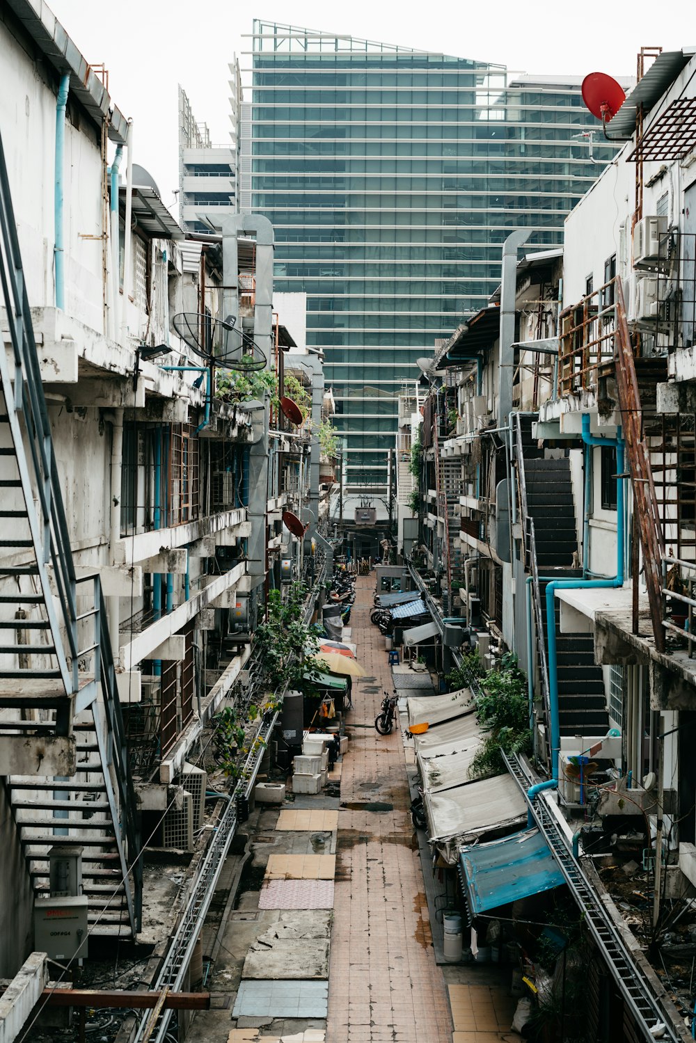 a city street with lots of old buildings