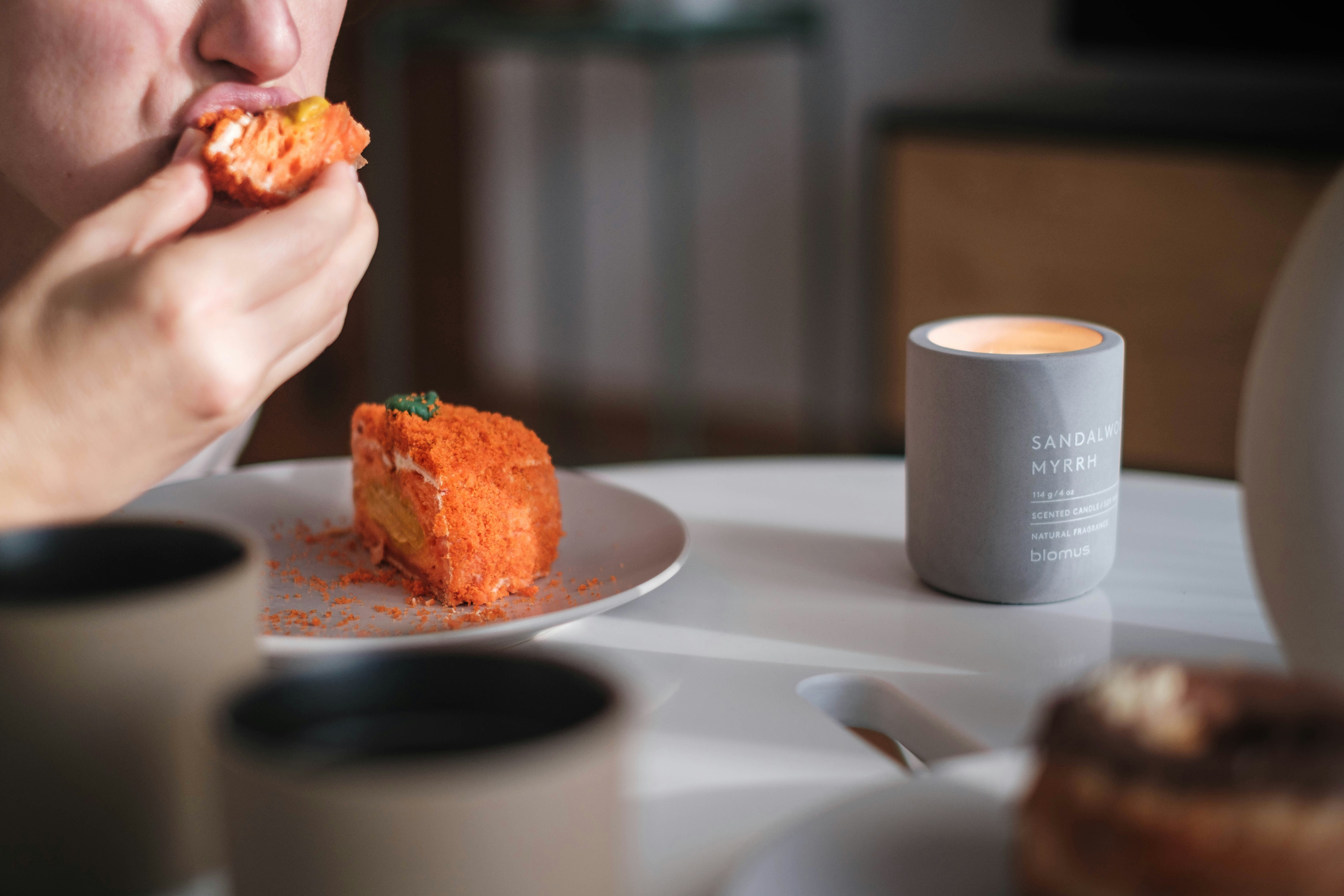 감정적 식욕 조절, 배고픈 게 아니라 외로운 거다?