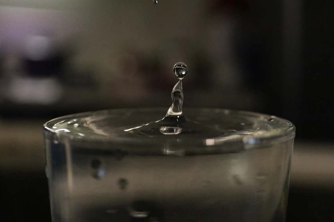 Yumuşak suyun cilt ve saç için faydaları — Stanley Water