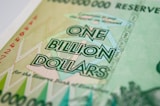 IMF, 중립적 관료조직인가