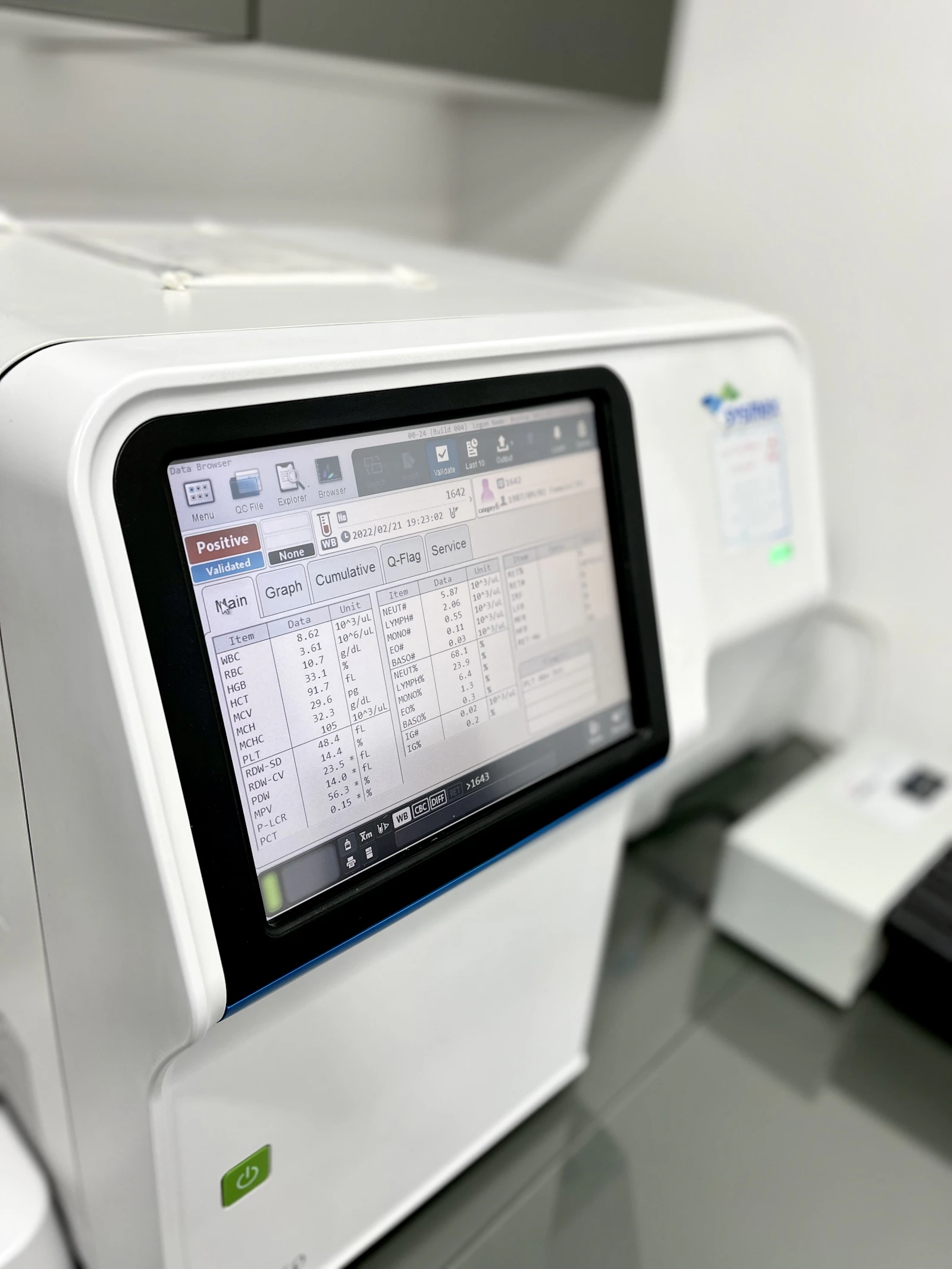 Medical laboratory machine with a display screen mid-run