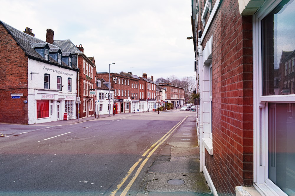 a city street with a few buildings on both sides