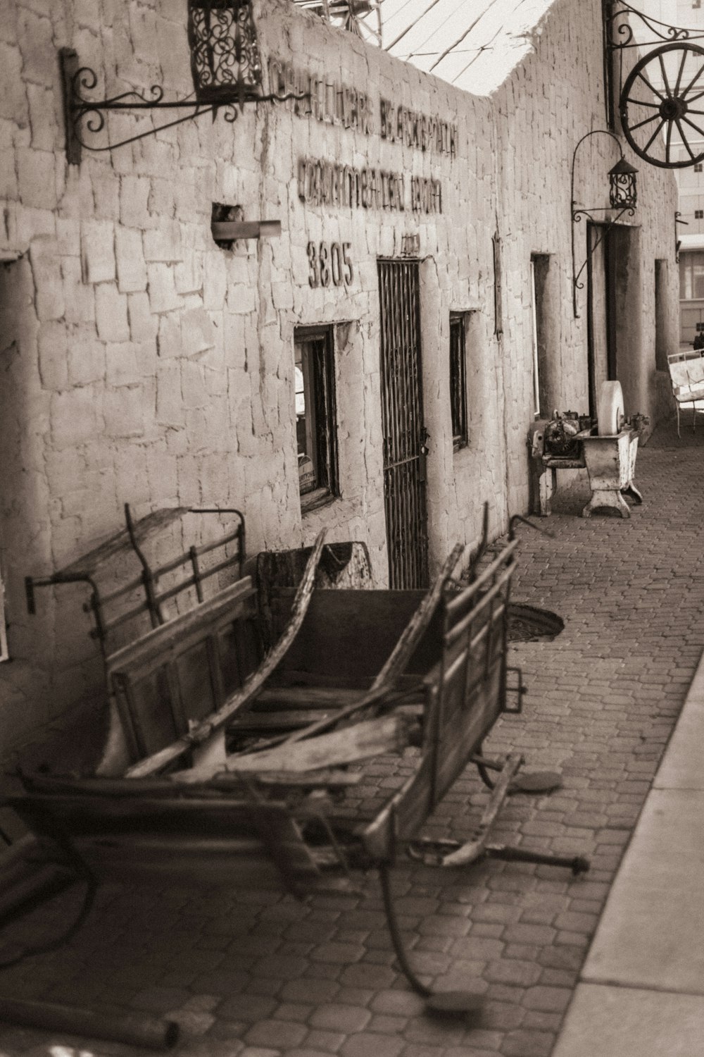 a black and white photo of an old building