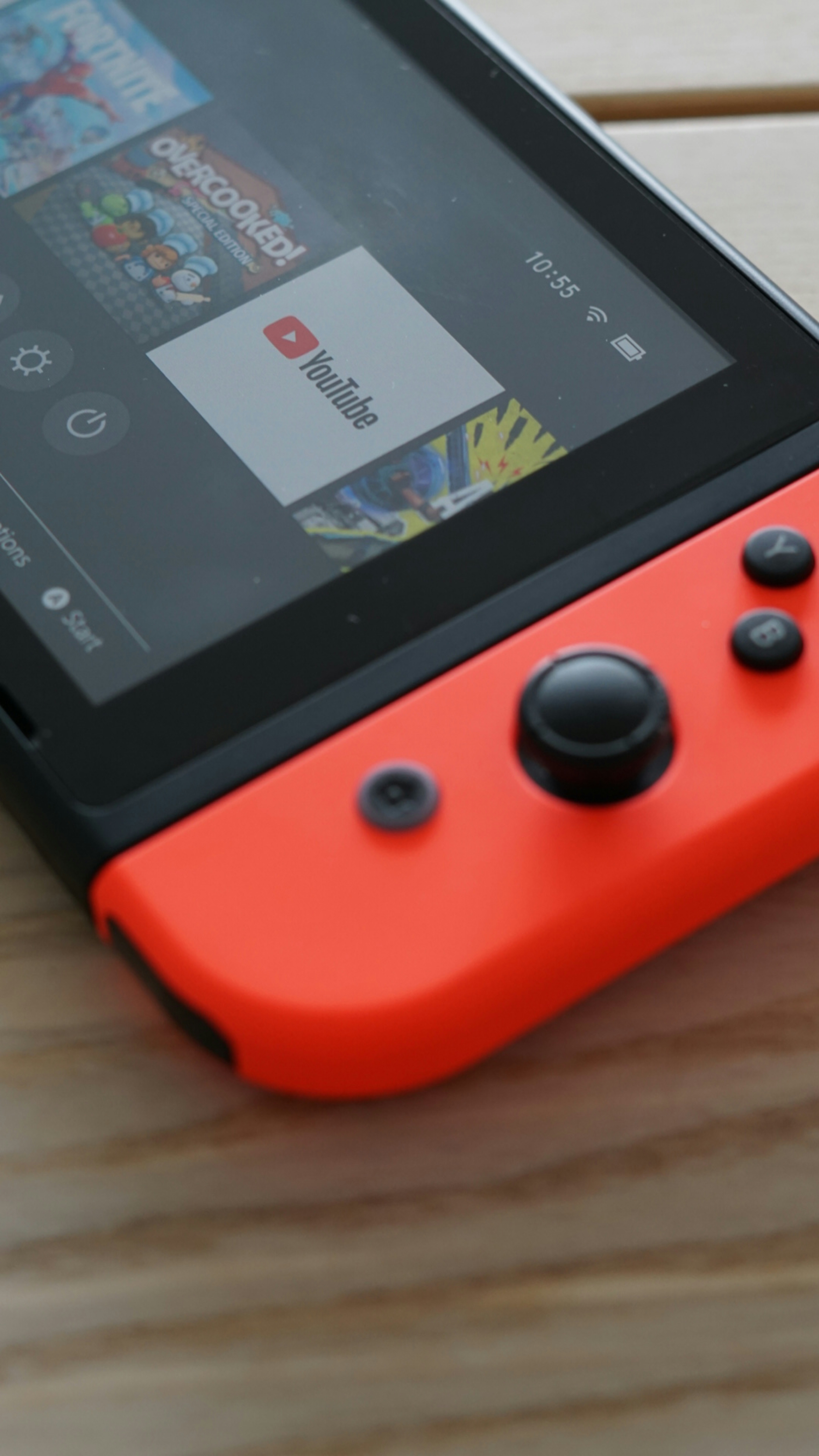 A close up of a nintendo wii game controller photo – Free Nintendo ...