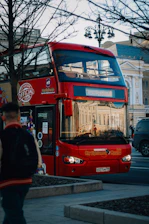 Ônibus para qualquer ocasião, Eurostar e trens pela Europa, com traslados na chegada e partida.