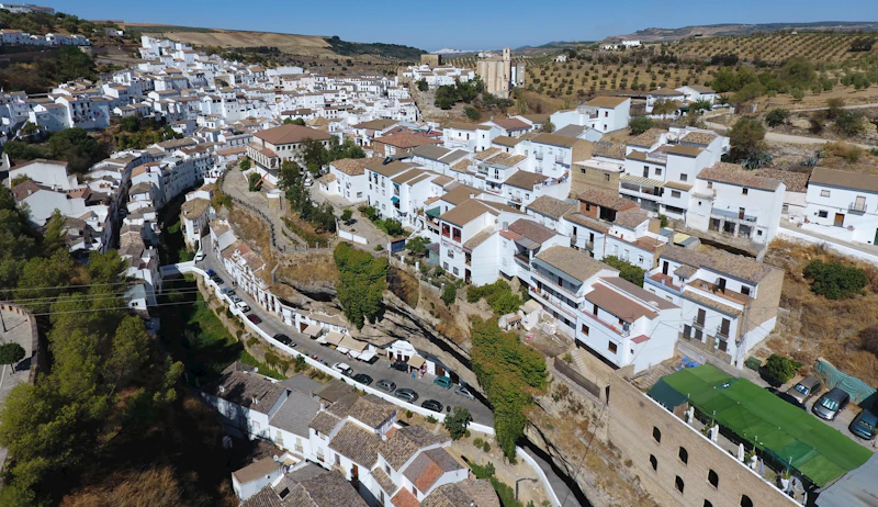 Setenil de las Bodegas