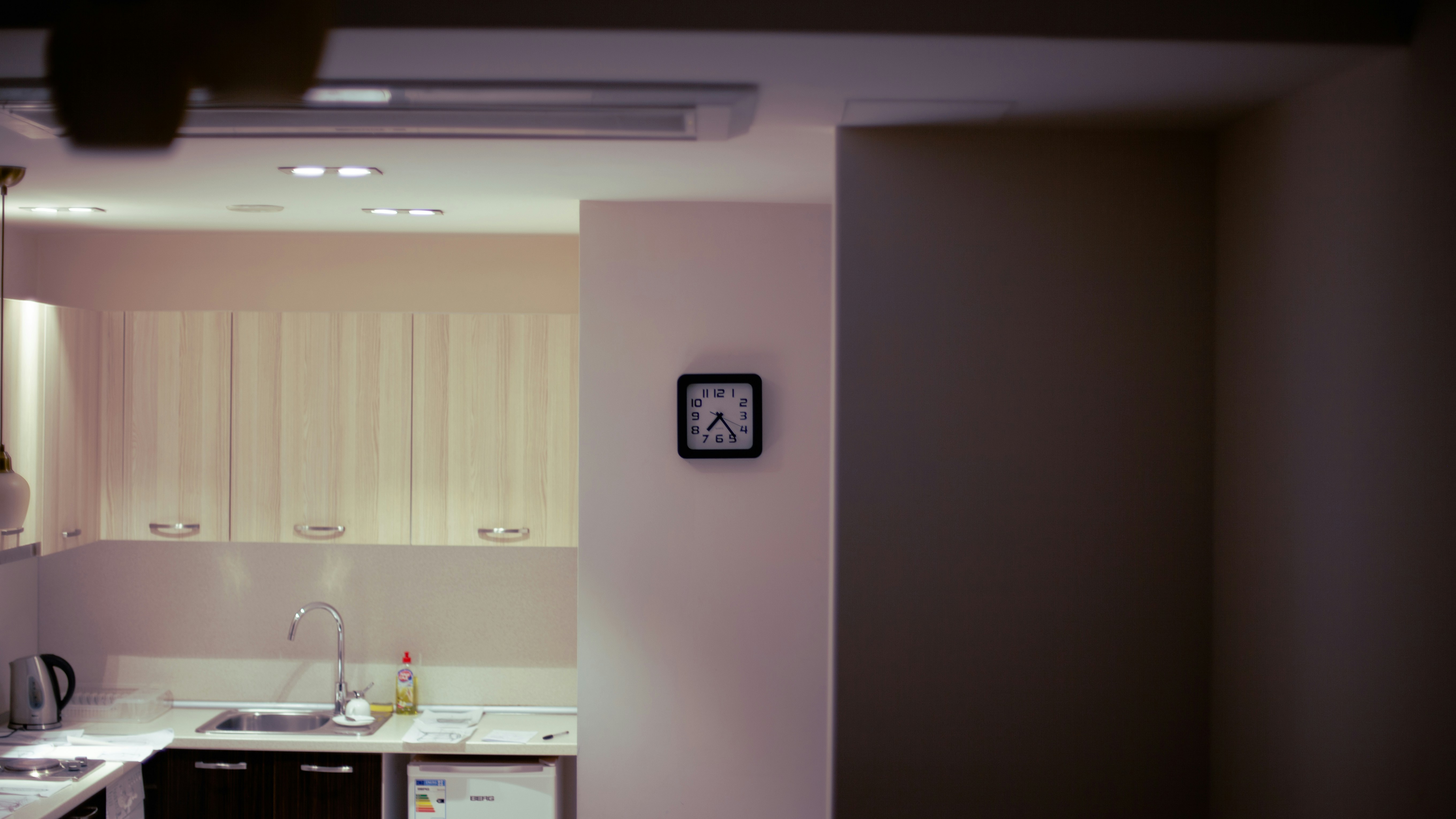 Photo by koryunhills