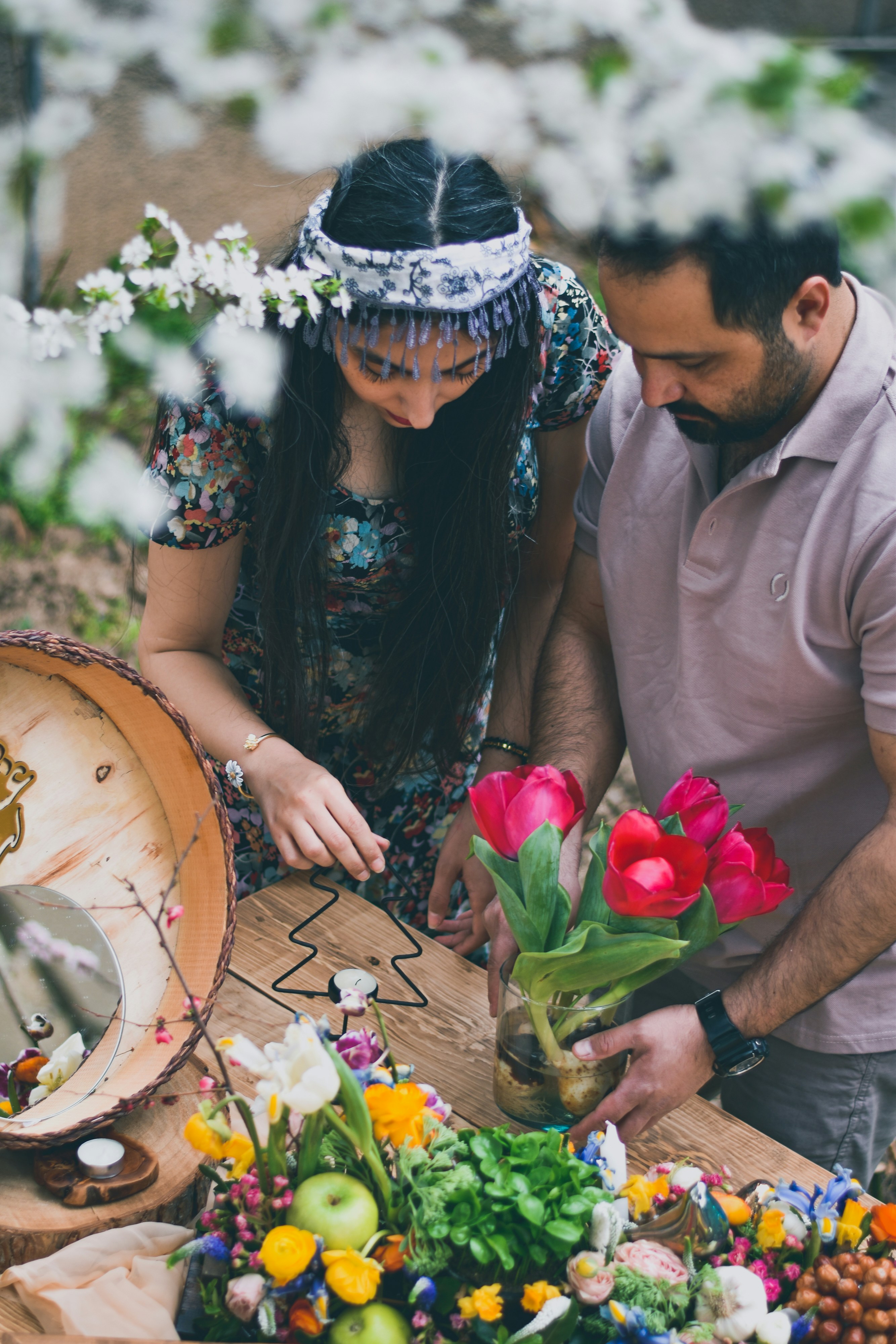 What Makes Anniversary Flowers Different From Everyday Bouquets?