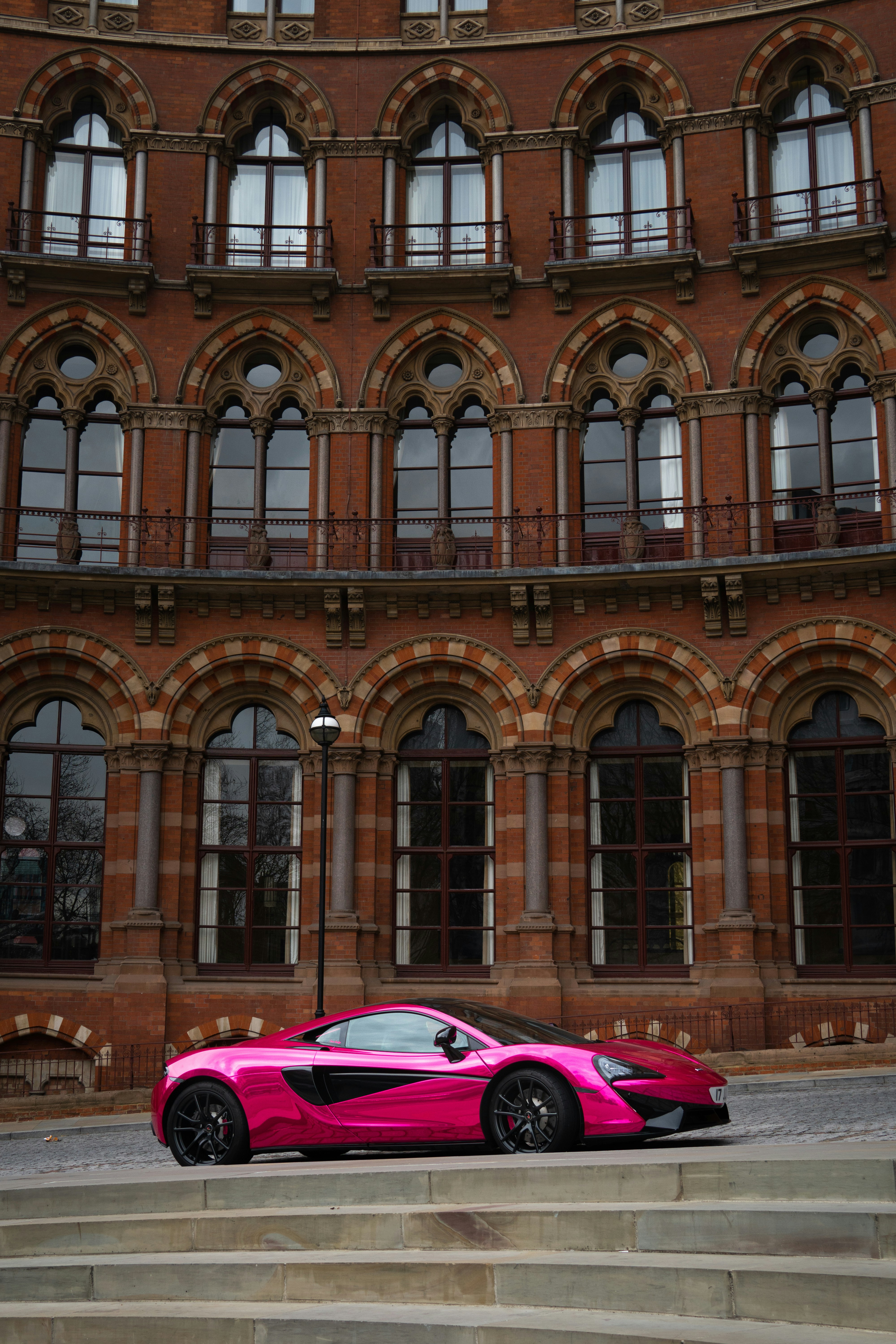 Photo by paulberthelon