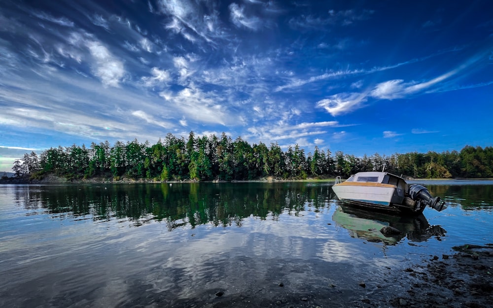 a boat that is sitting in the water