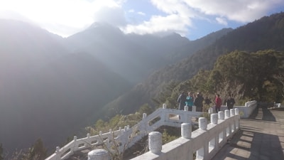 An elegant offsite team enjoying a scenic mountain retreat with crisp morning light.