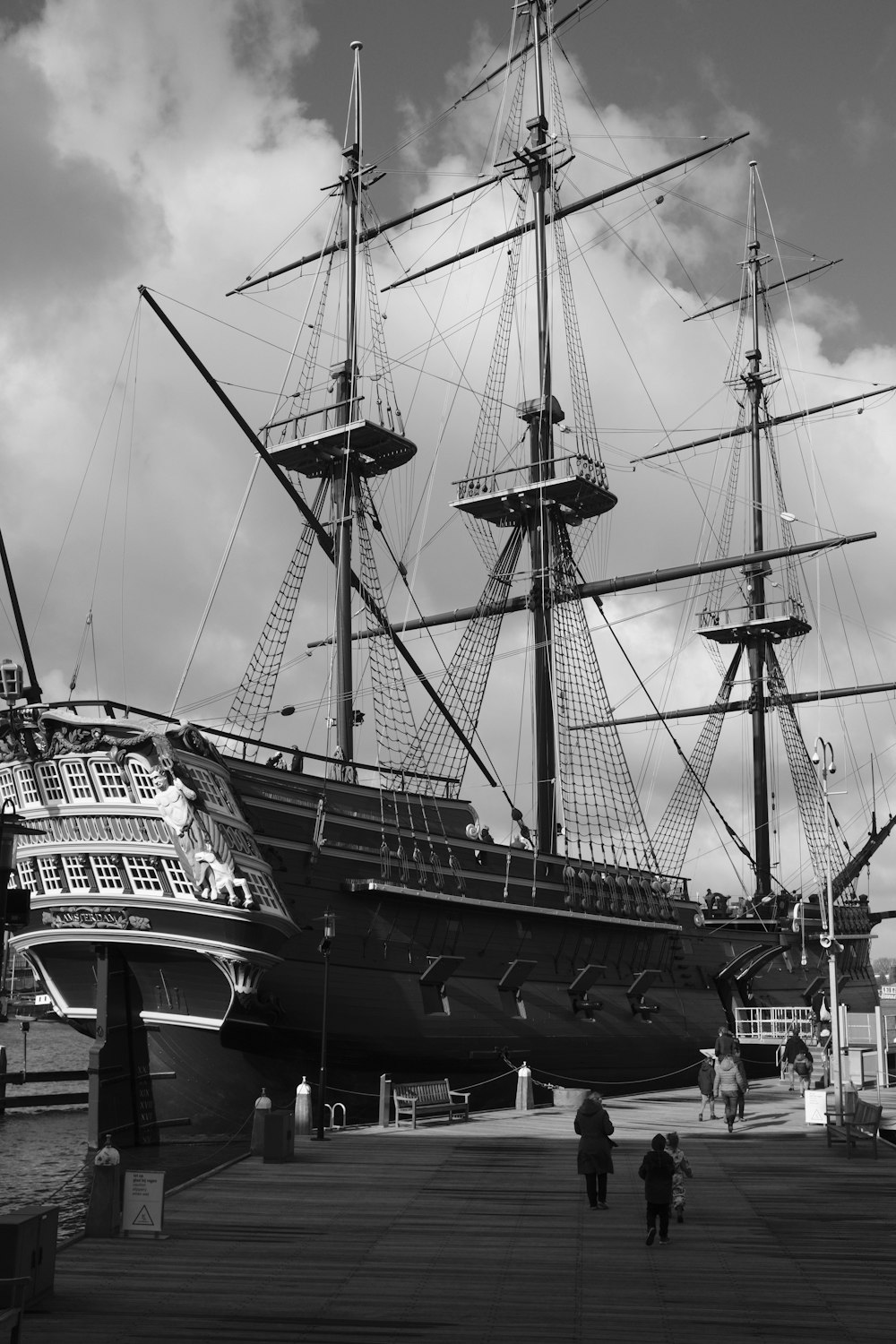 a black and white photo of a large ship