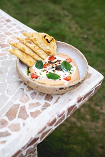 hummus and pita