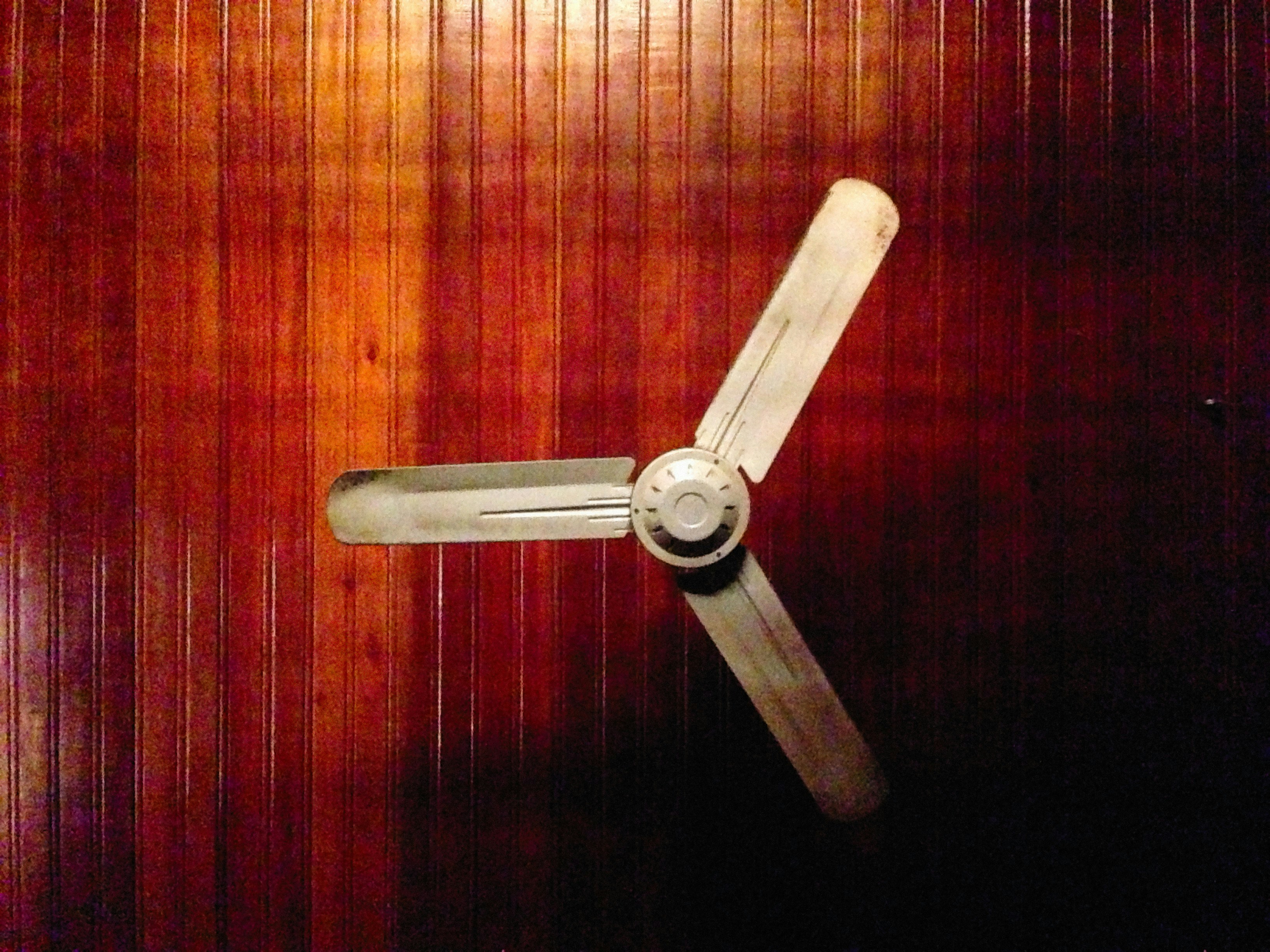 Common DC Ceiling Fan Problems and How to Fix Them