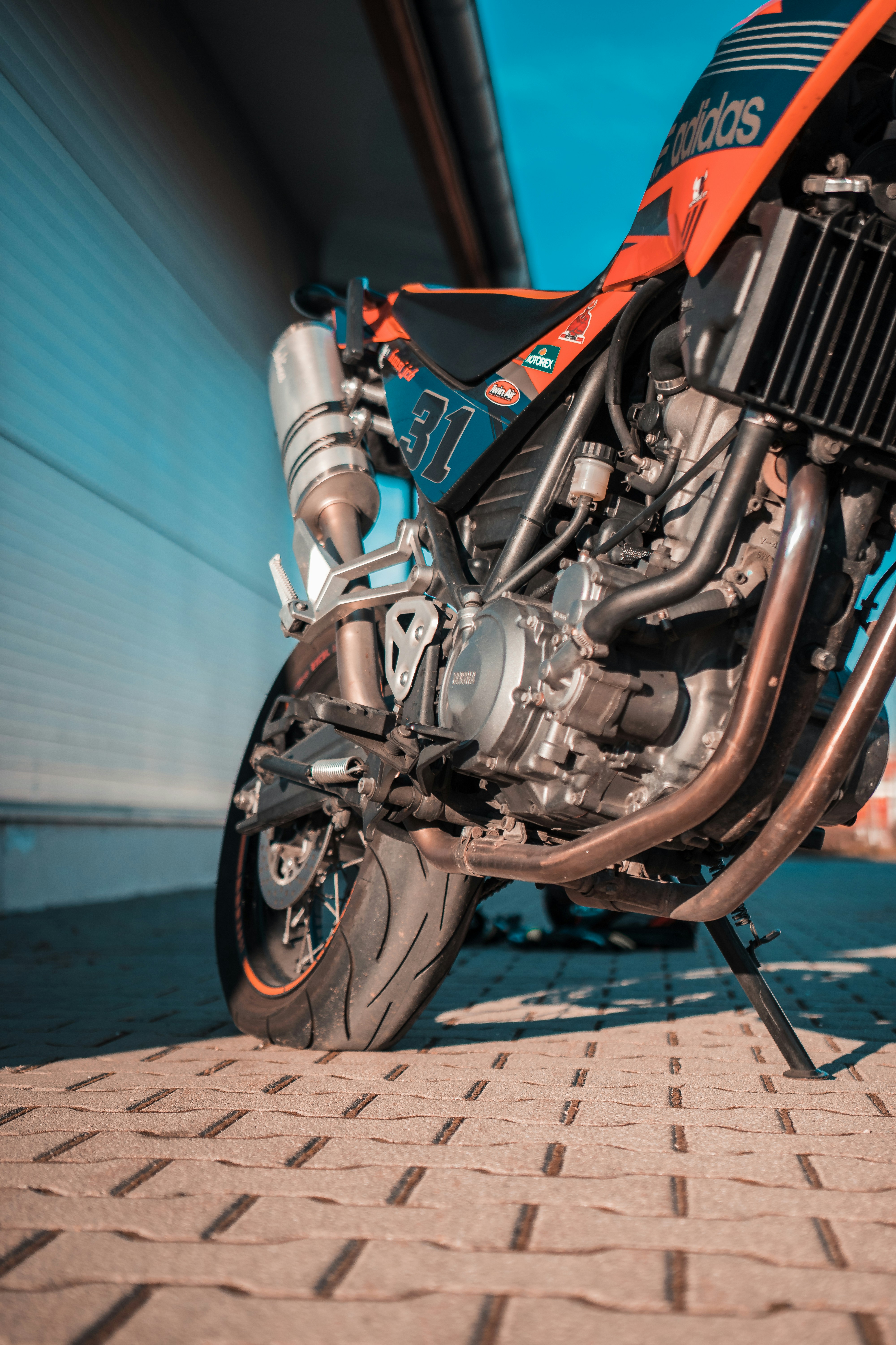 Choose from a curated selection of motorcycle photos. Always free on Unsplash.