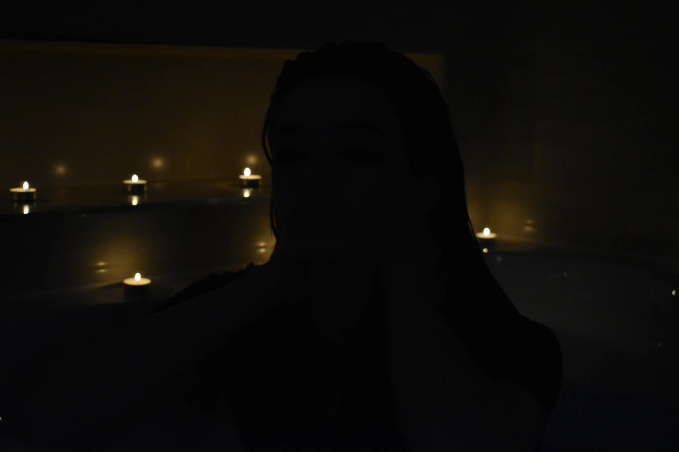 Ritual Nuru Málaga – masaje piel con piel en Velvet Touch