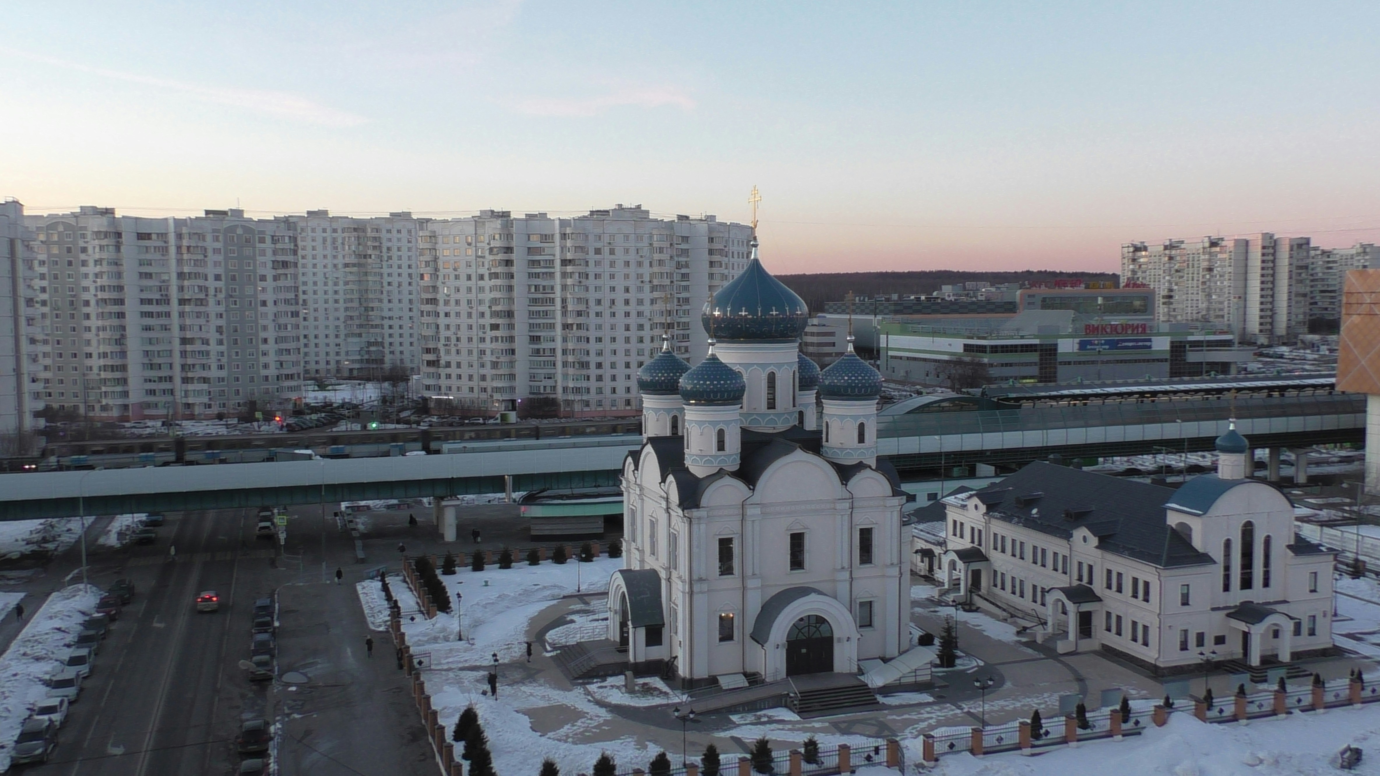 #misura_photos #misuraphotos https://www.youtube.com/user/Moscowartgallery https://vk.com/scanart https://zen.yandex.ru/id/622bb4161c4d5b071ece8644 From the series #Spiritualcentersofmoscow Temple of the Holy Righteous Warrior Theodore Ushakov in South Butovo you like my works, I have more on my profile page - Please check them out!