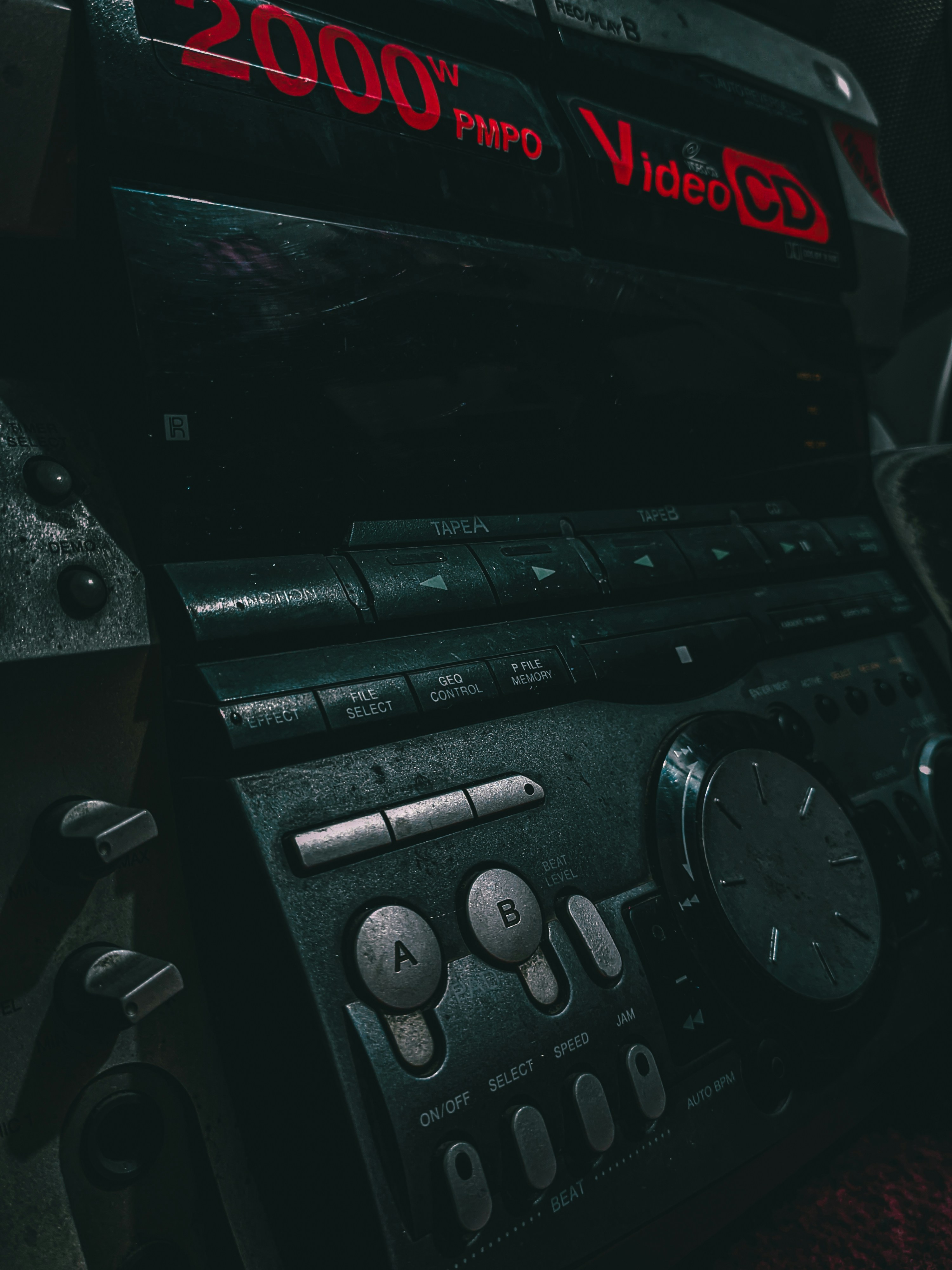 Unleash the Fun: Exploring the JBL PartyBox Ultimate