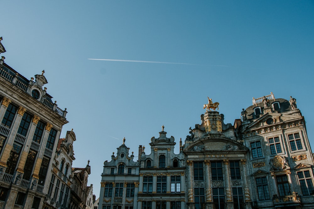 a group of buildings that are next to each other