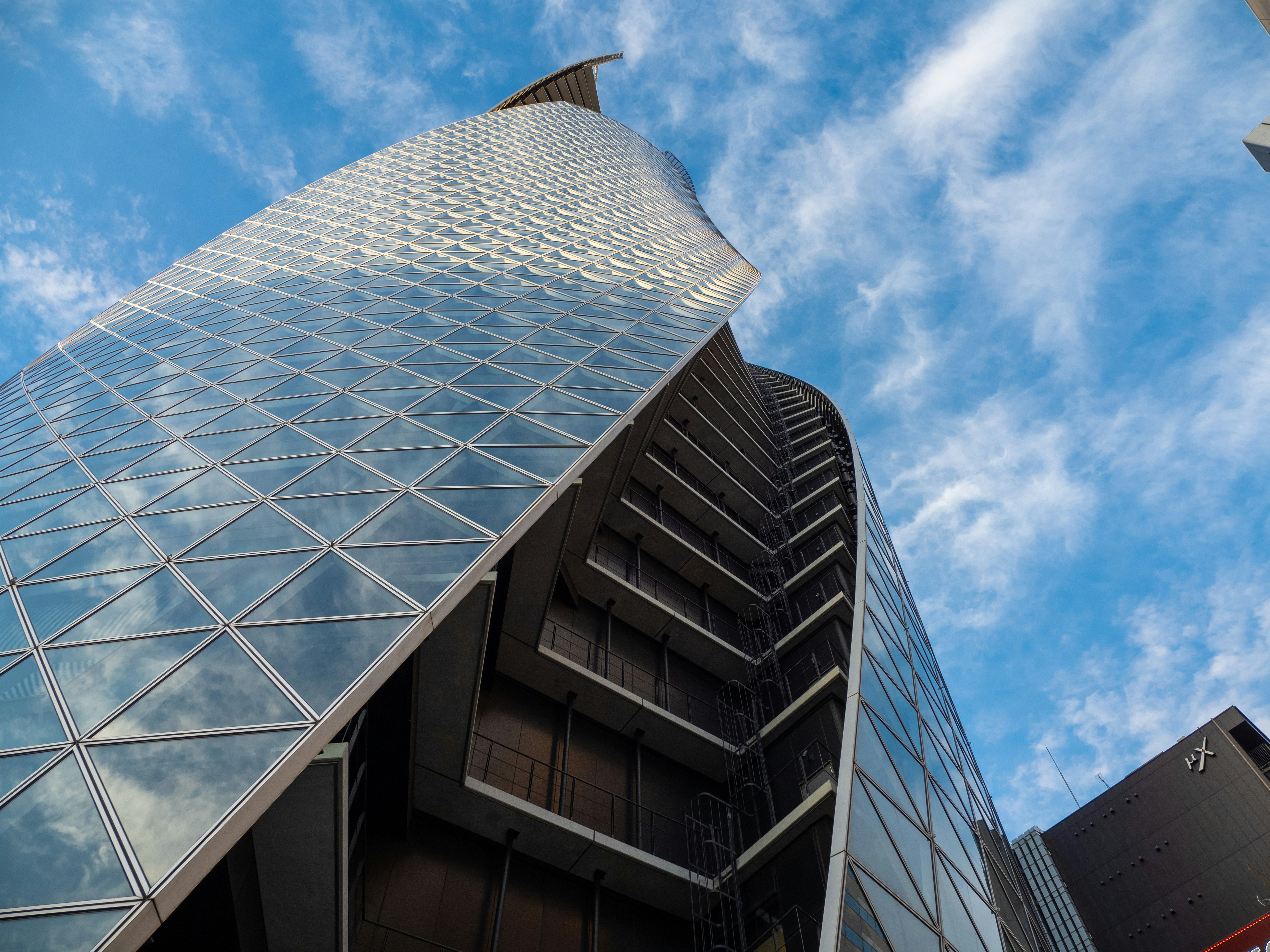 Các tòa nhà căn hộ minh họa cho thị trường cho thuê căn hộ studio tại Nagoya, Nhật Bản