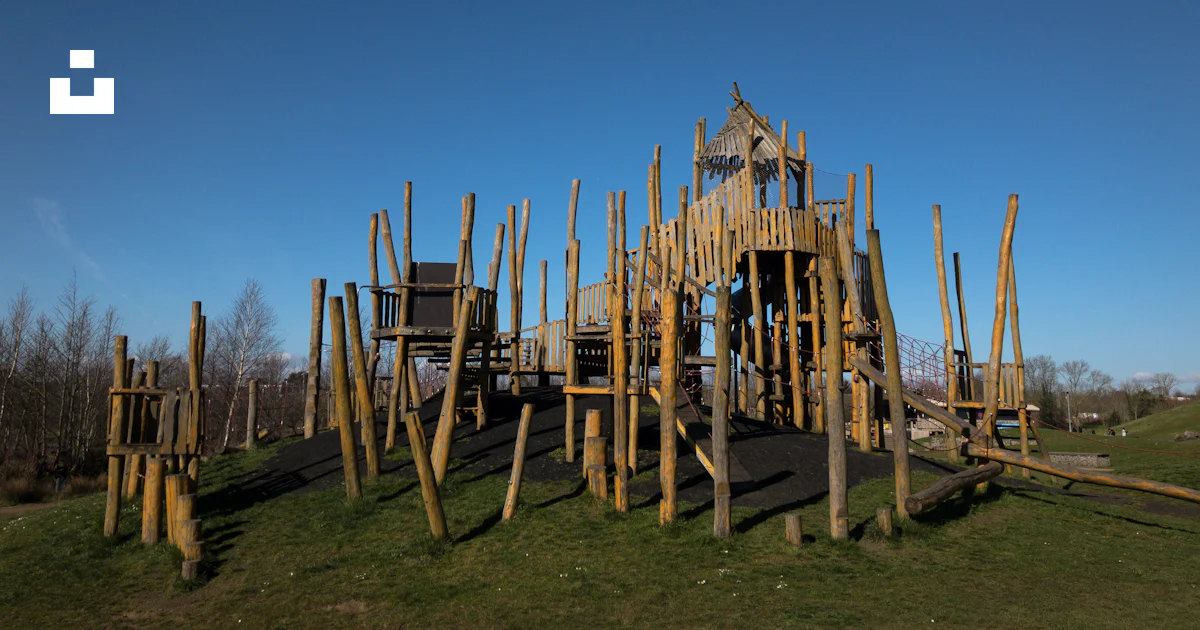 Trees Structures Stick A wooden structure made out of sticks and logs photo – Free Playground ...
