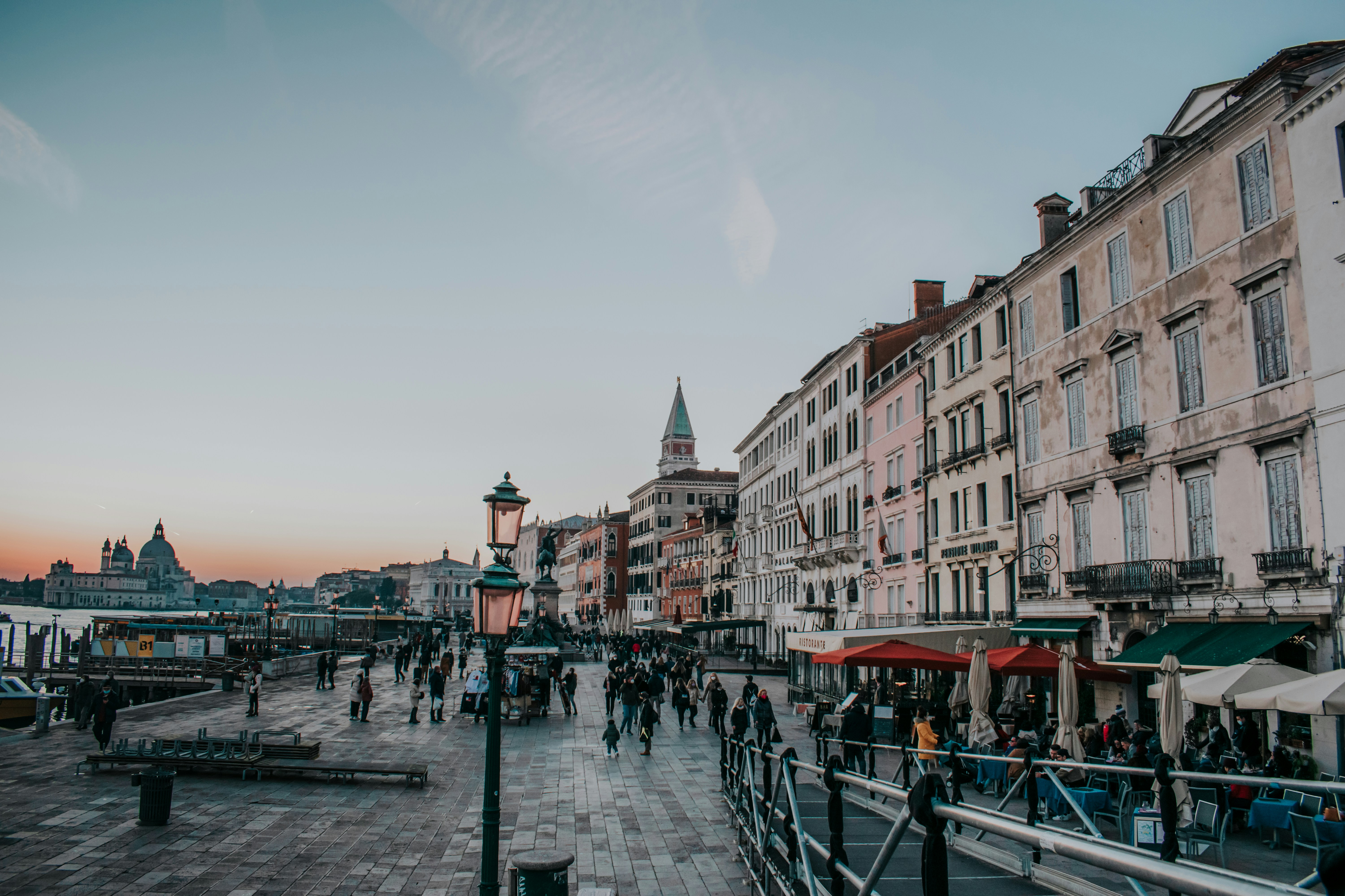 Photo by ceydaciftci