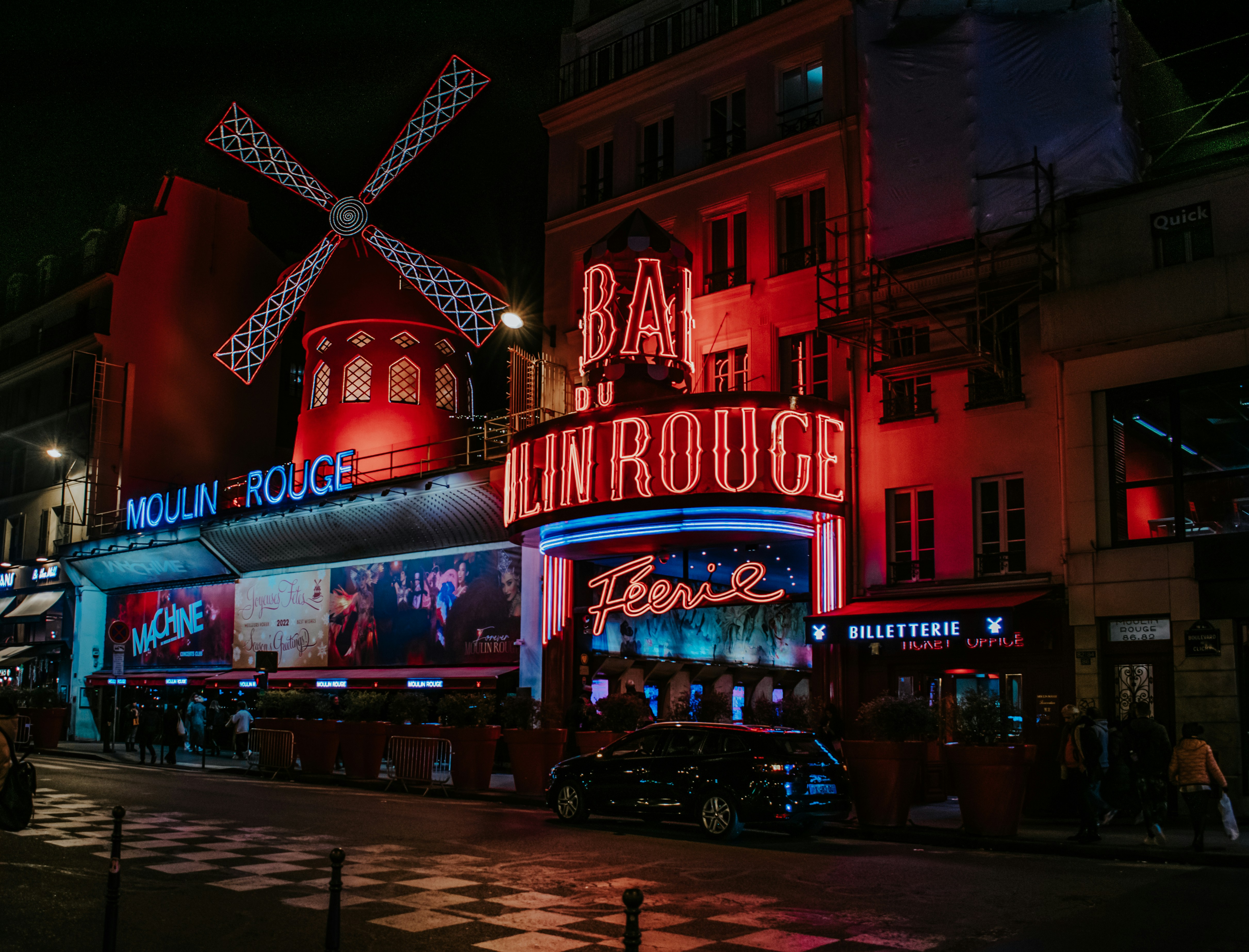 Moulin Rouge photo 2