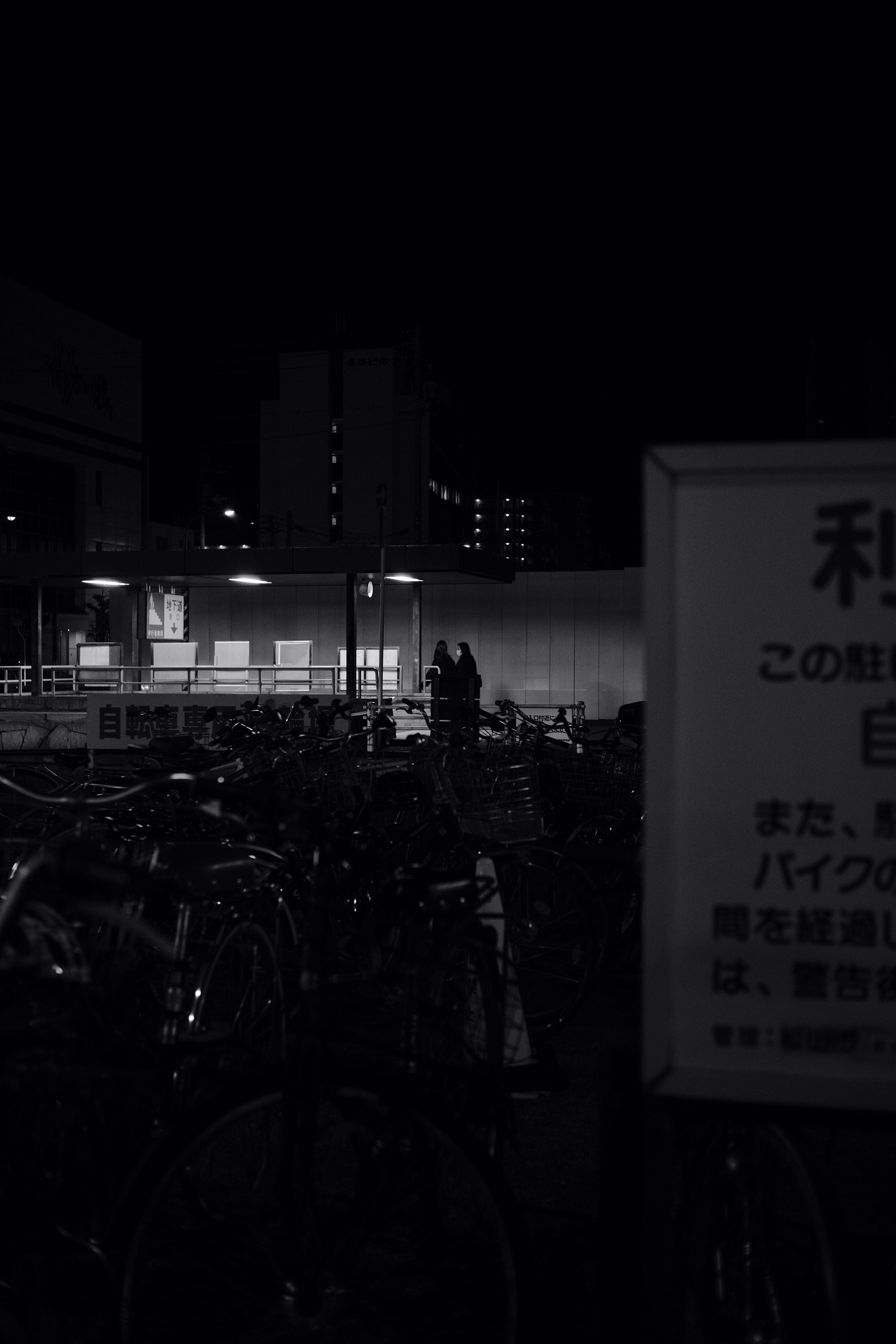 photo-1647782982204-1d3f324095b0?ixid=M3wxMjA3fDB8MXxzZWFyY2h8MTR8fG1lbW9yeSUyMHdhdmV8ZW58MHx8fHwxNzU2Njg5NDM1fDA\u0026ixlib=rb-4.1.0