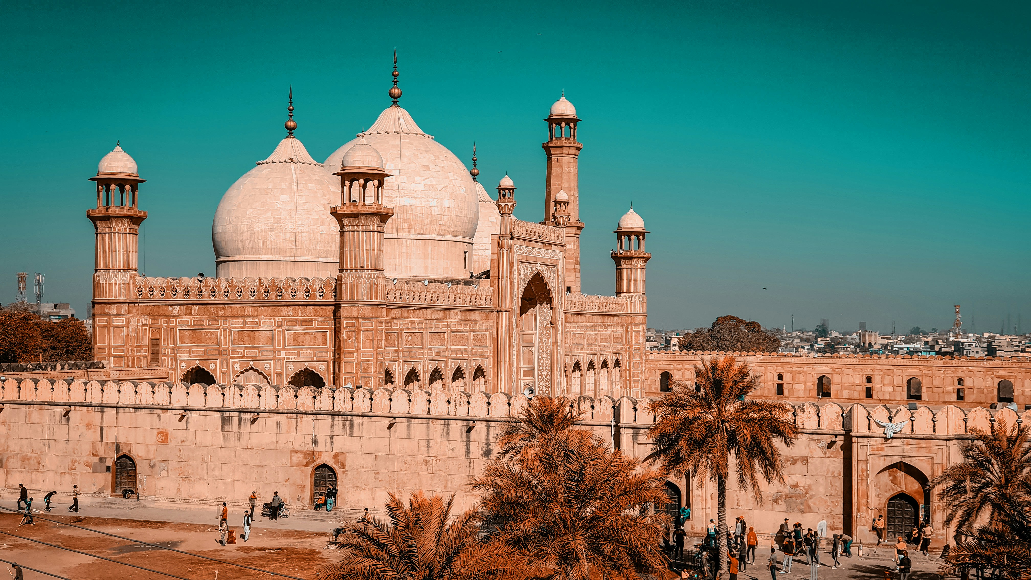 a large building with two towers and a dome