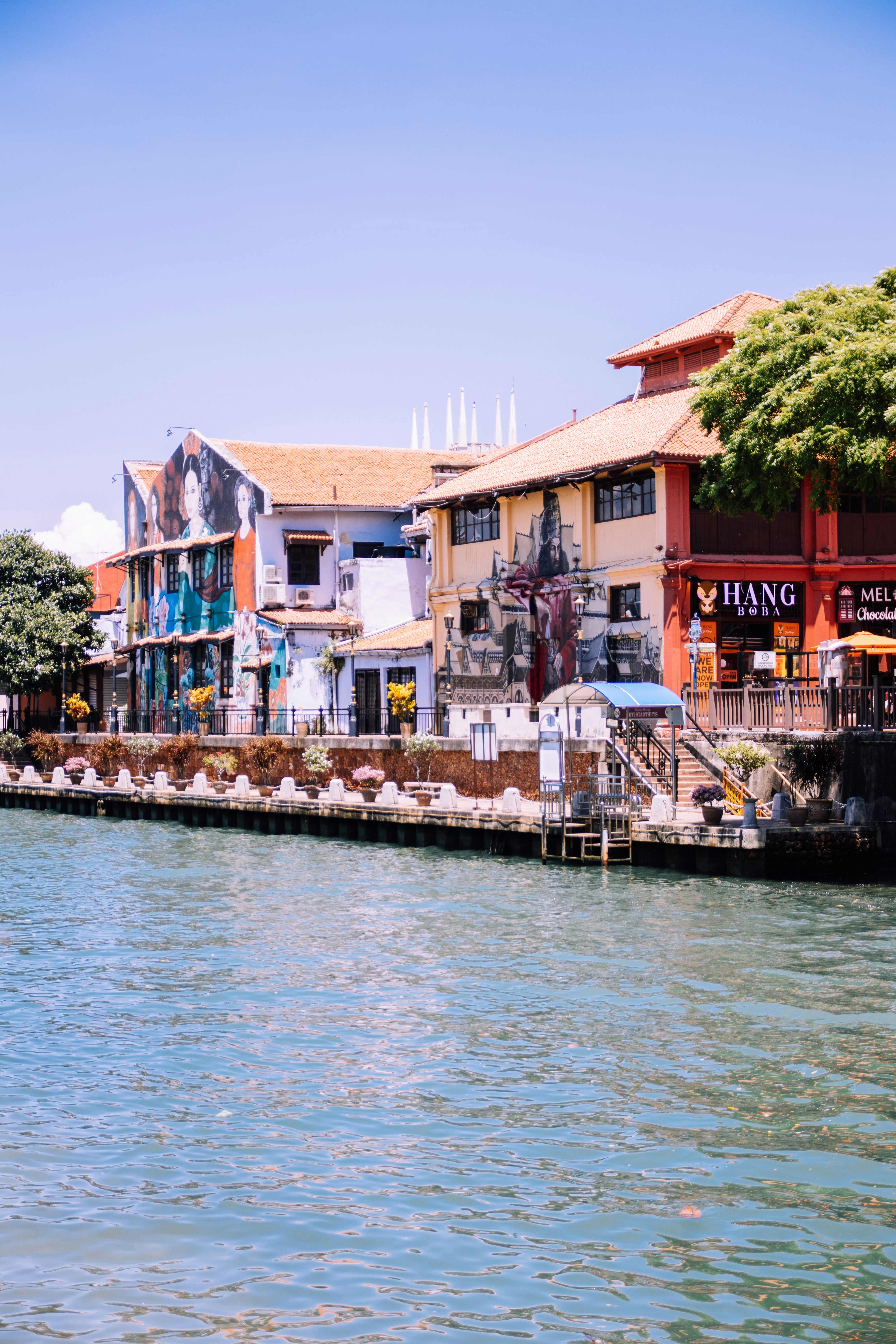 Essential Heritage Attractions: Beyond the Tourist Trail