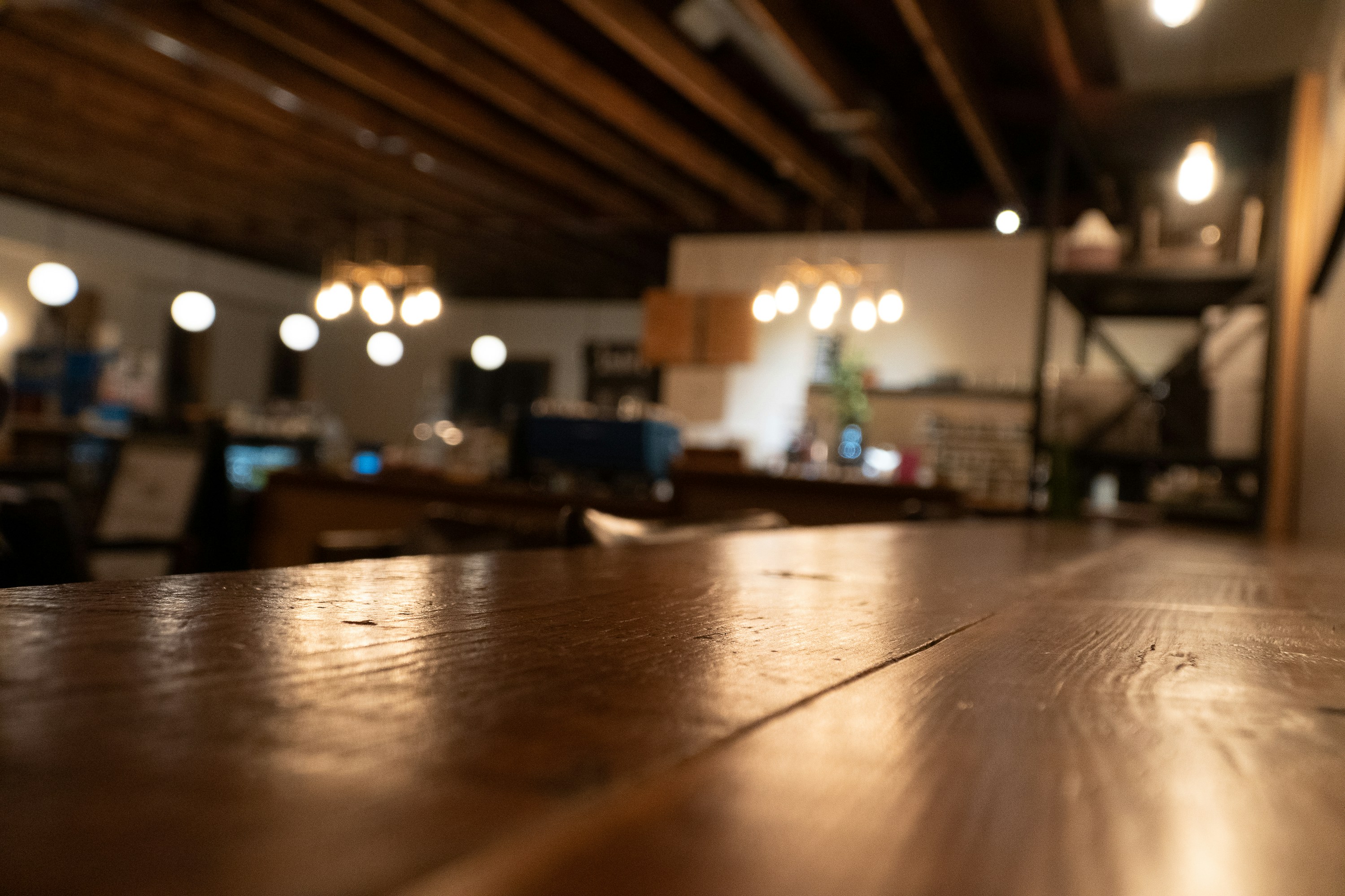 coffee shop aesthetic, wallpaper, Bisnis Warung Kopi: Peluang, Cara Memulai, & Tips Sukses 4