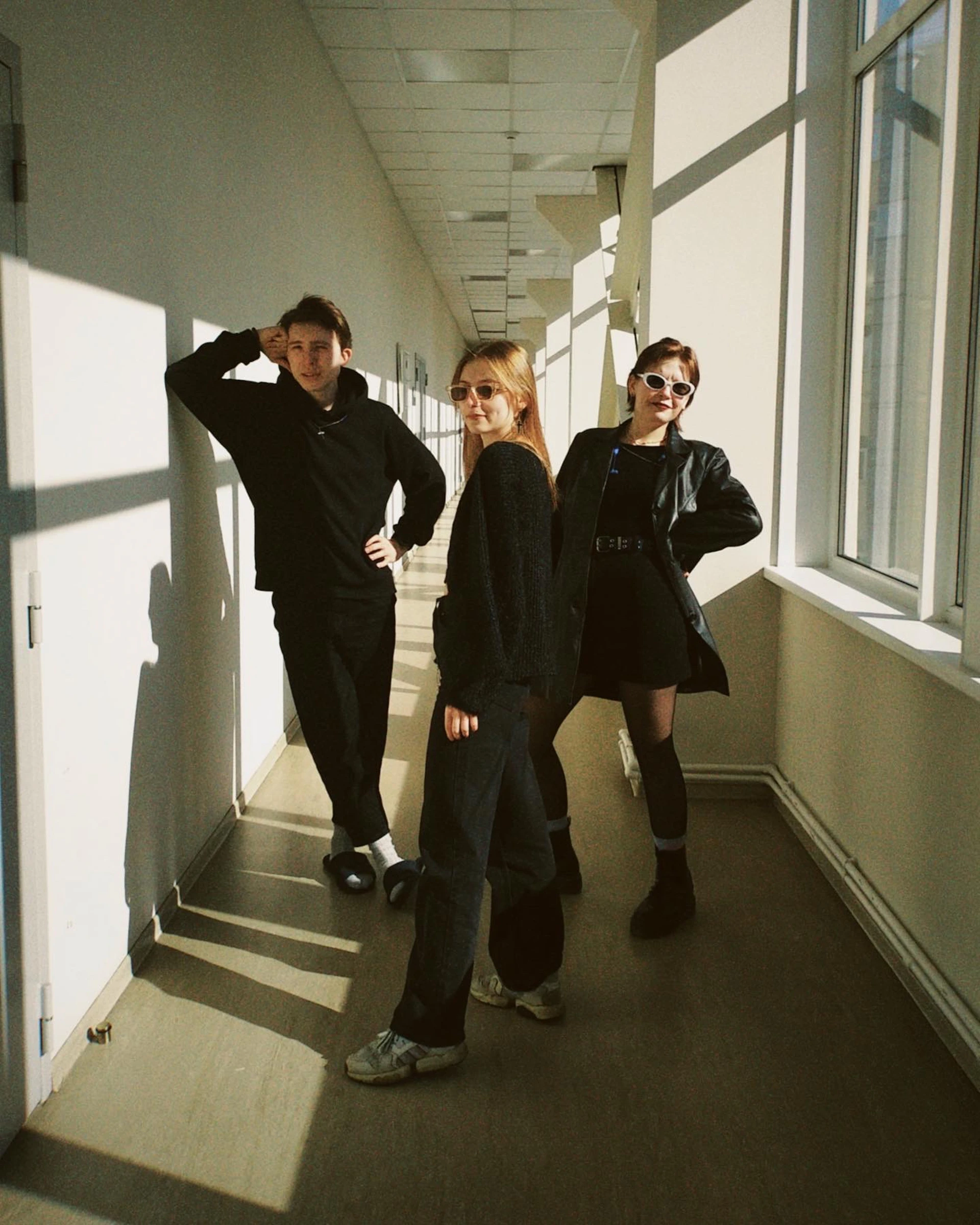 black and white bed linen