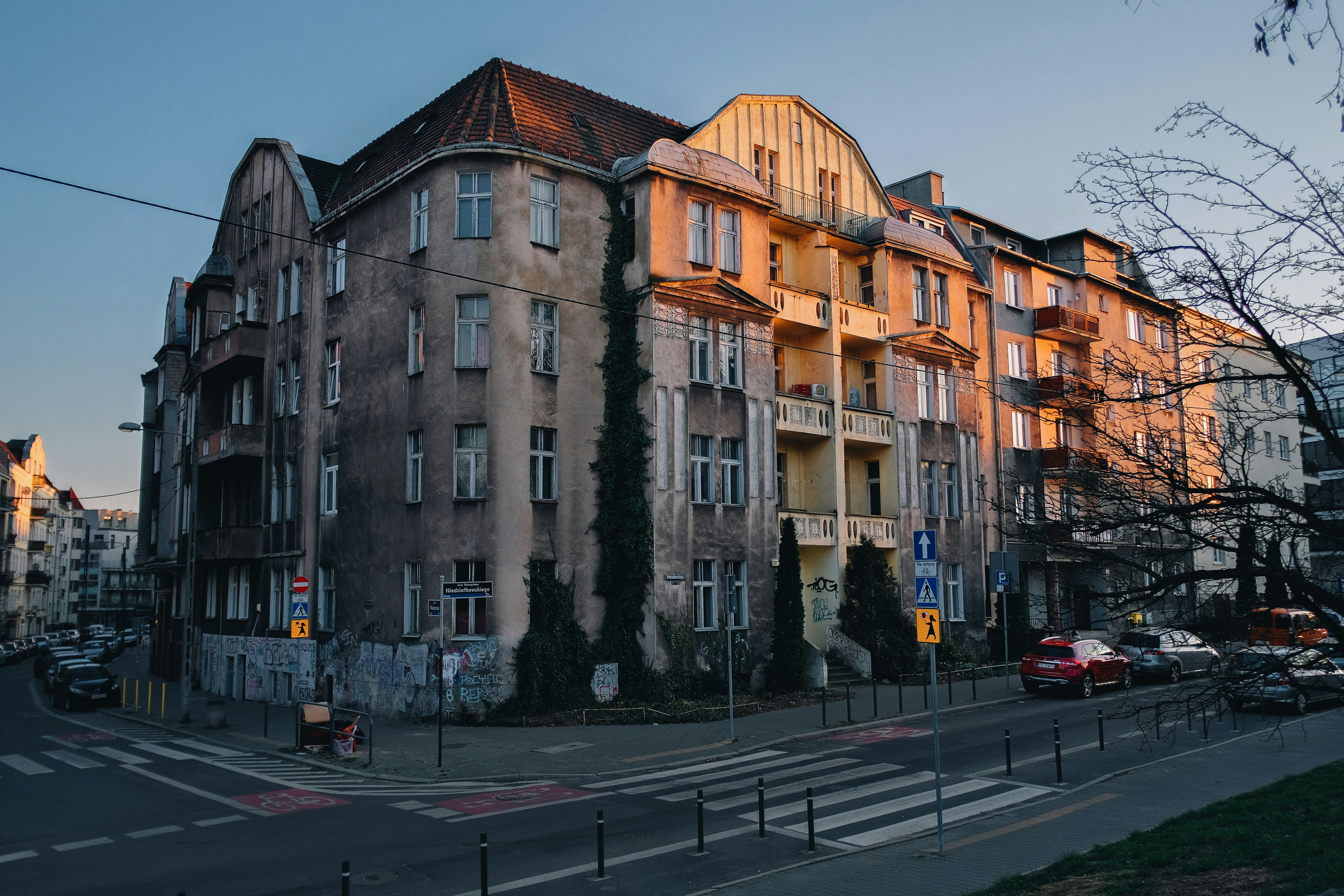 Photo by egorkomarov