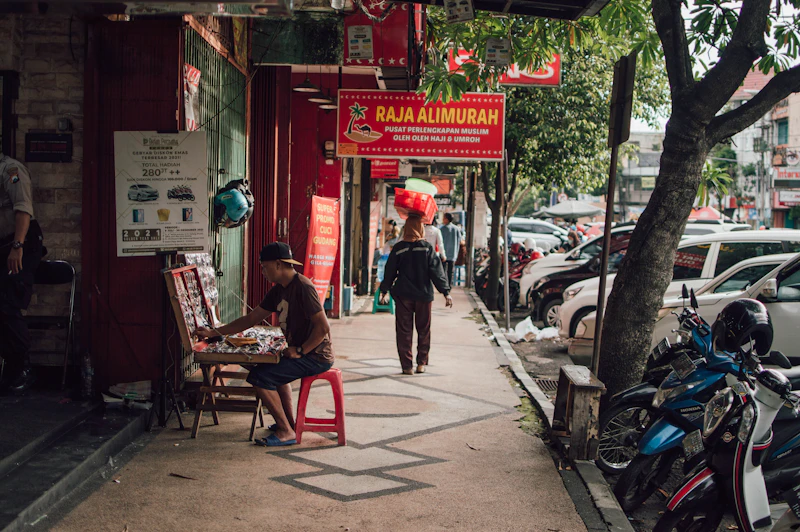 Best Local Markets in Malang for Food, Crafts, and Real Community Life