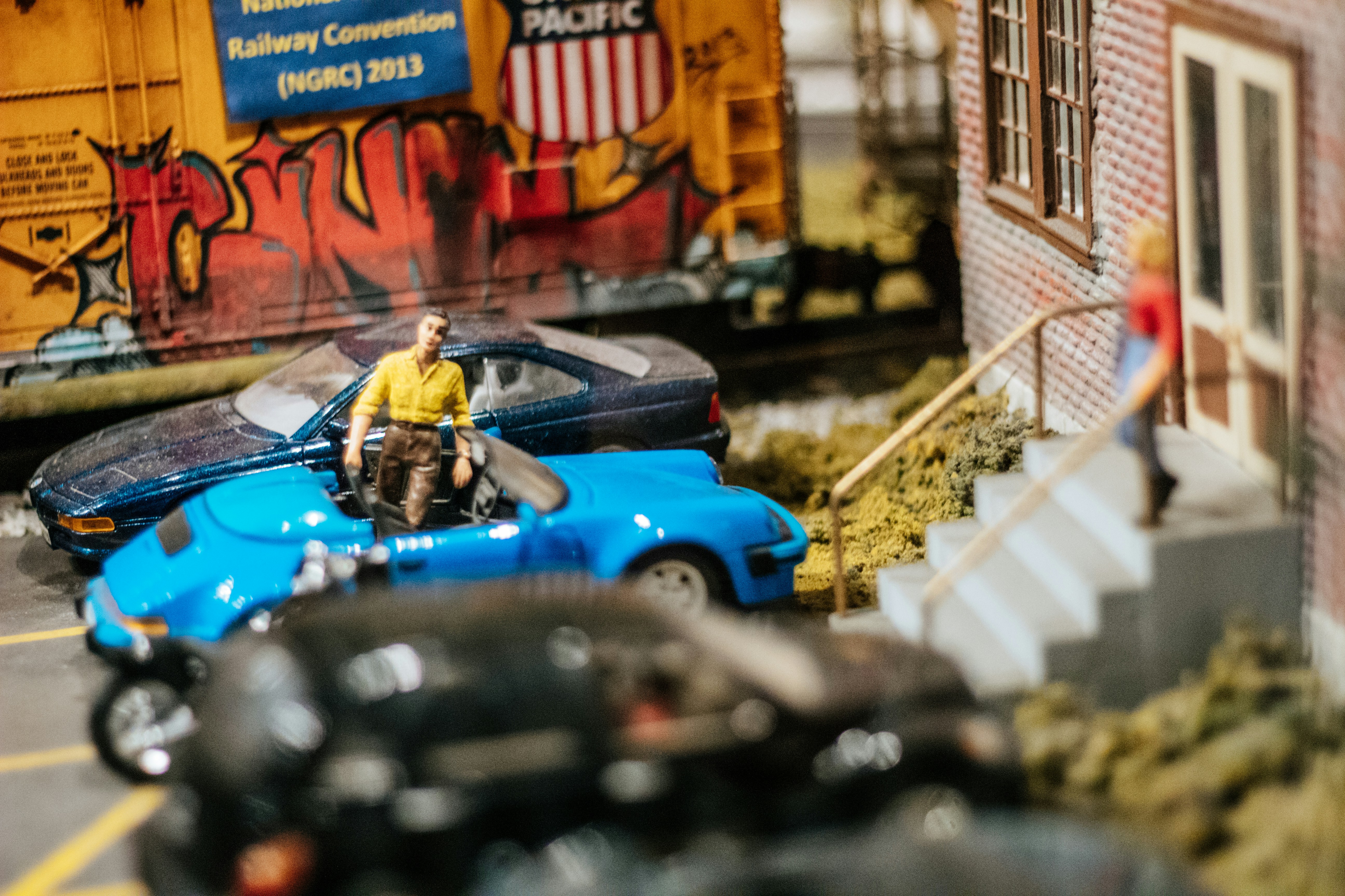 Tiny Worlds, Big Wonder: Elara Vance's Urban Escapes